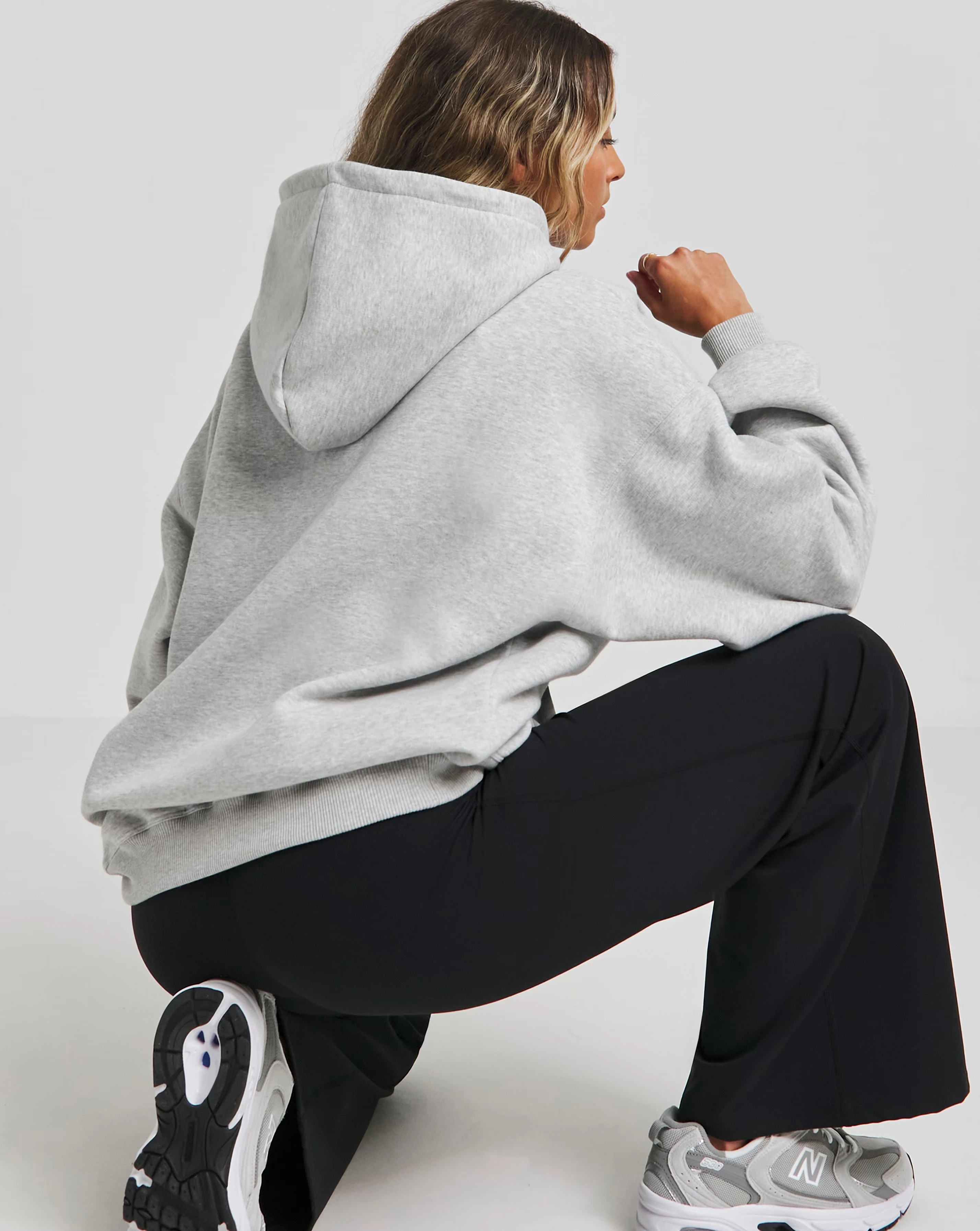 100024-tala-oversized-club-hoodie-1.webp