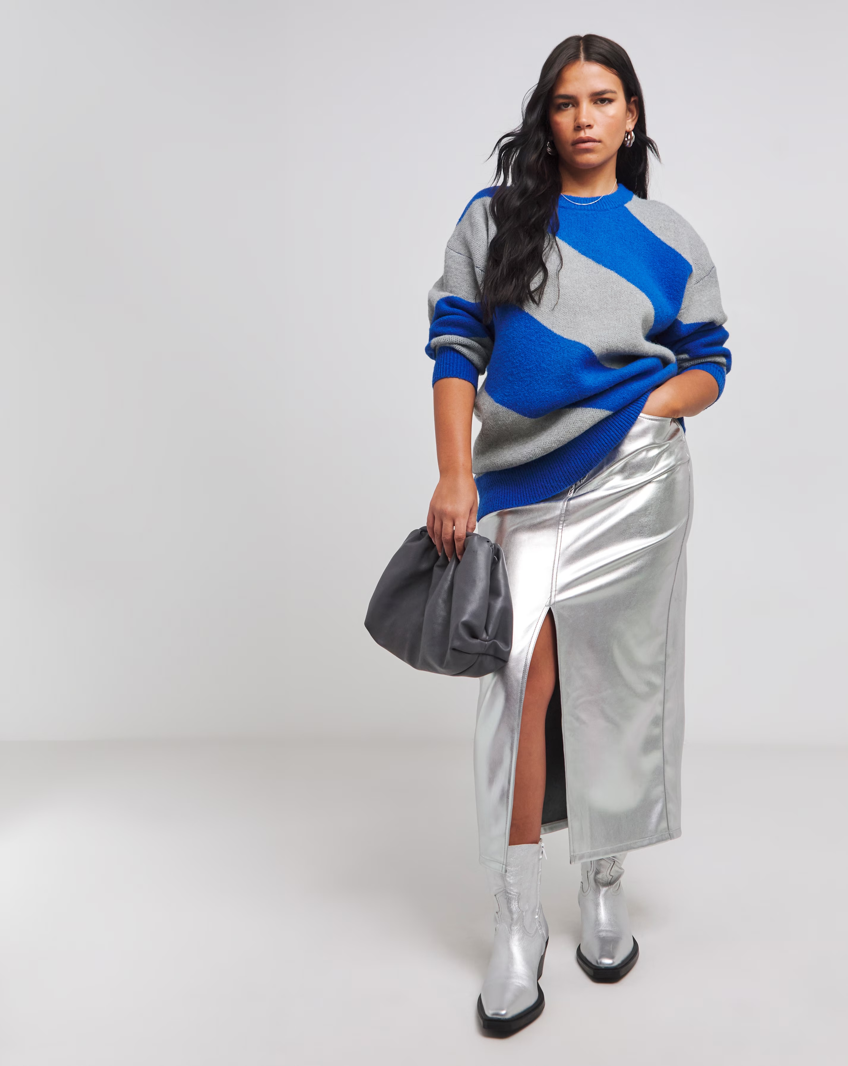 101593-blue-and-grey-diagonal-stripe-jumper-1.webp