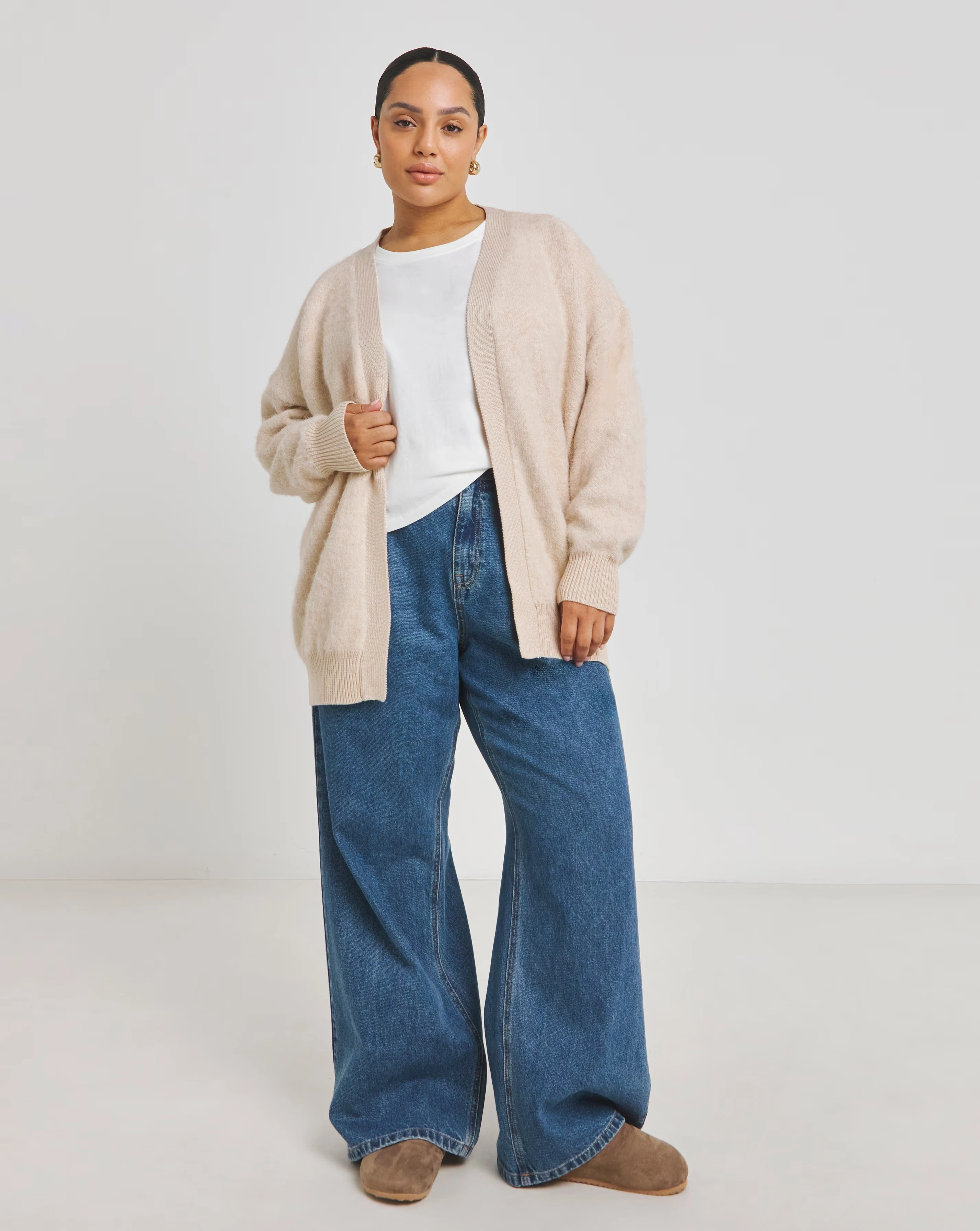 101845-simply-be-fluffy-edge-to-edge-cardigan-1.webp