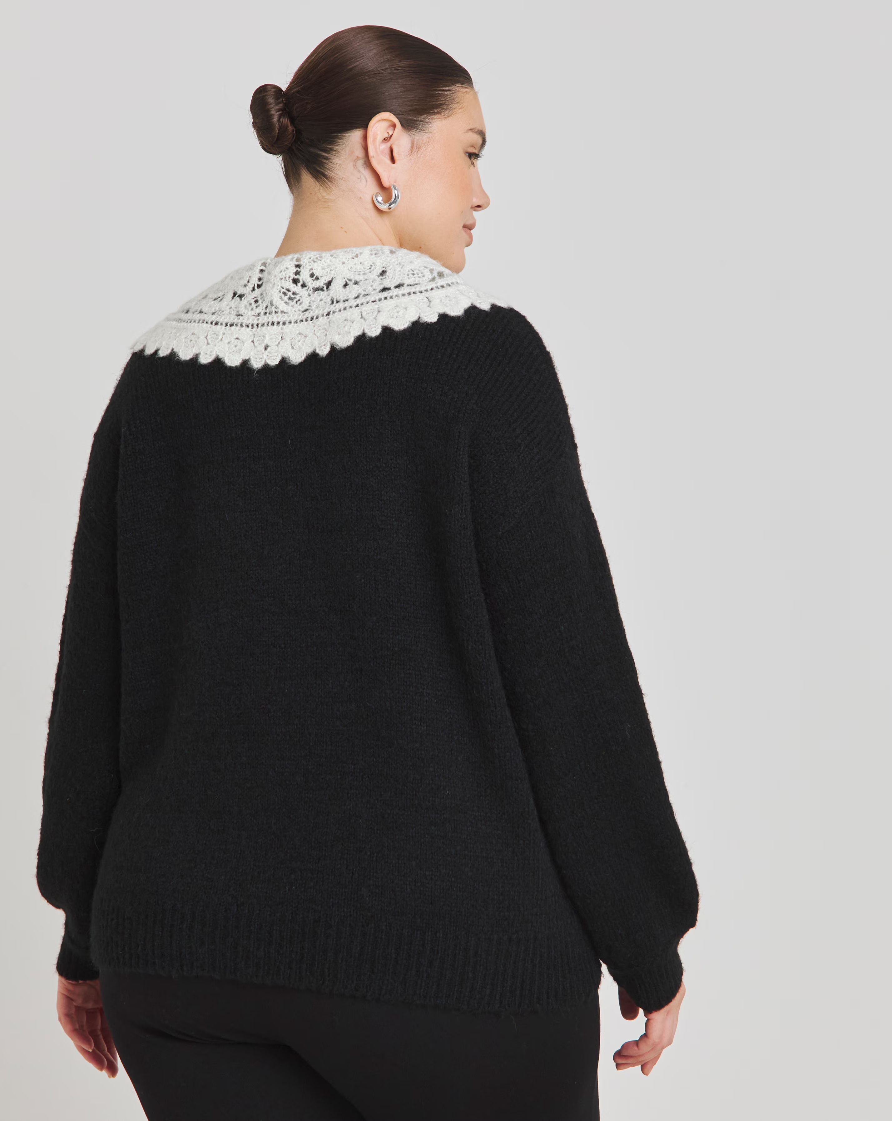 101876-simply-be-black-collar-detail-jumper-1.webp