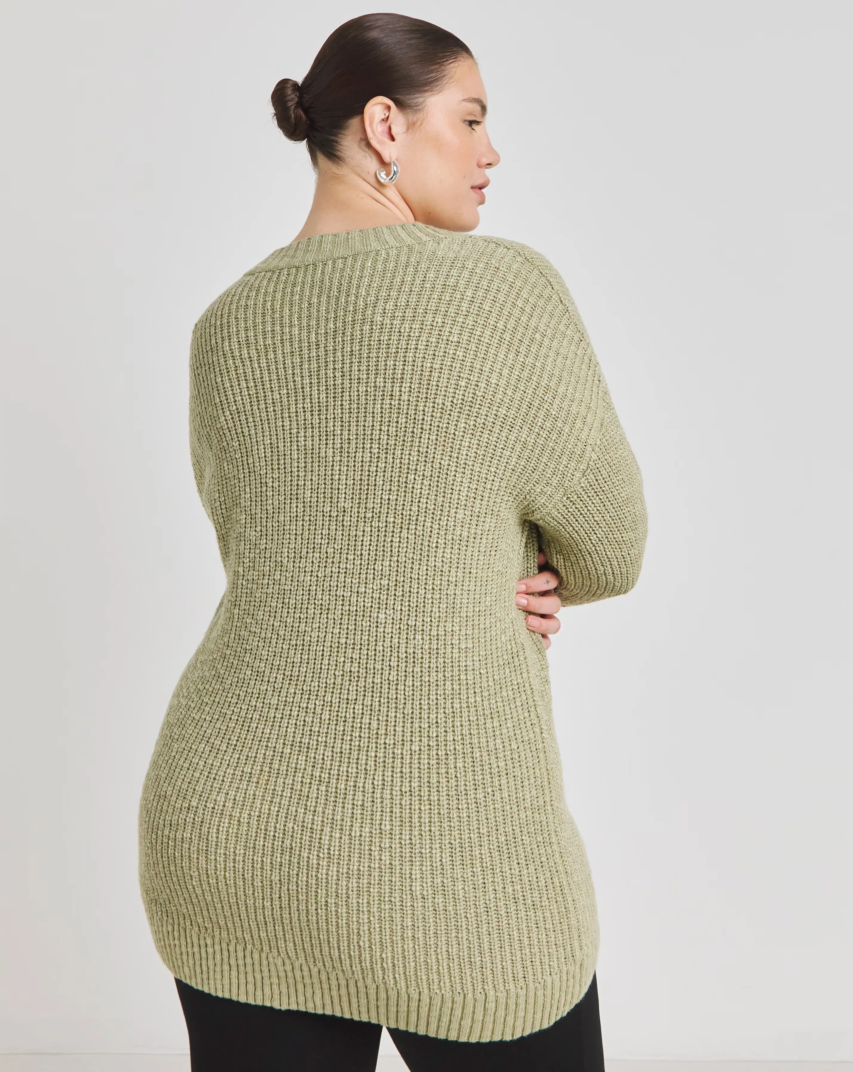 101899-simply-be-sage-boucle-v-neck-longline-jumper-1.webp