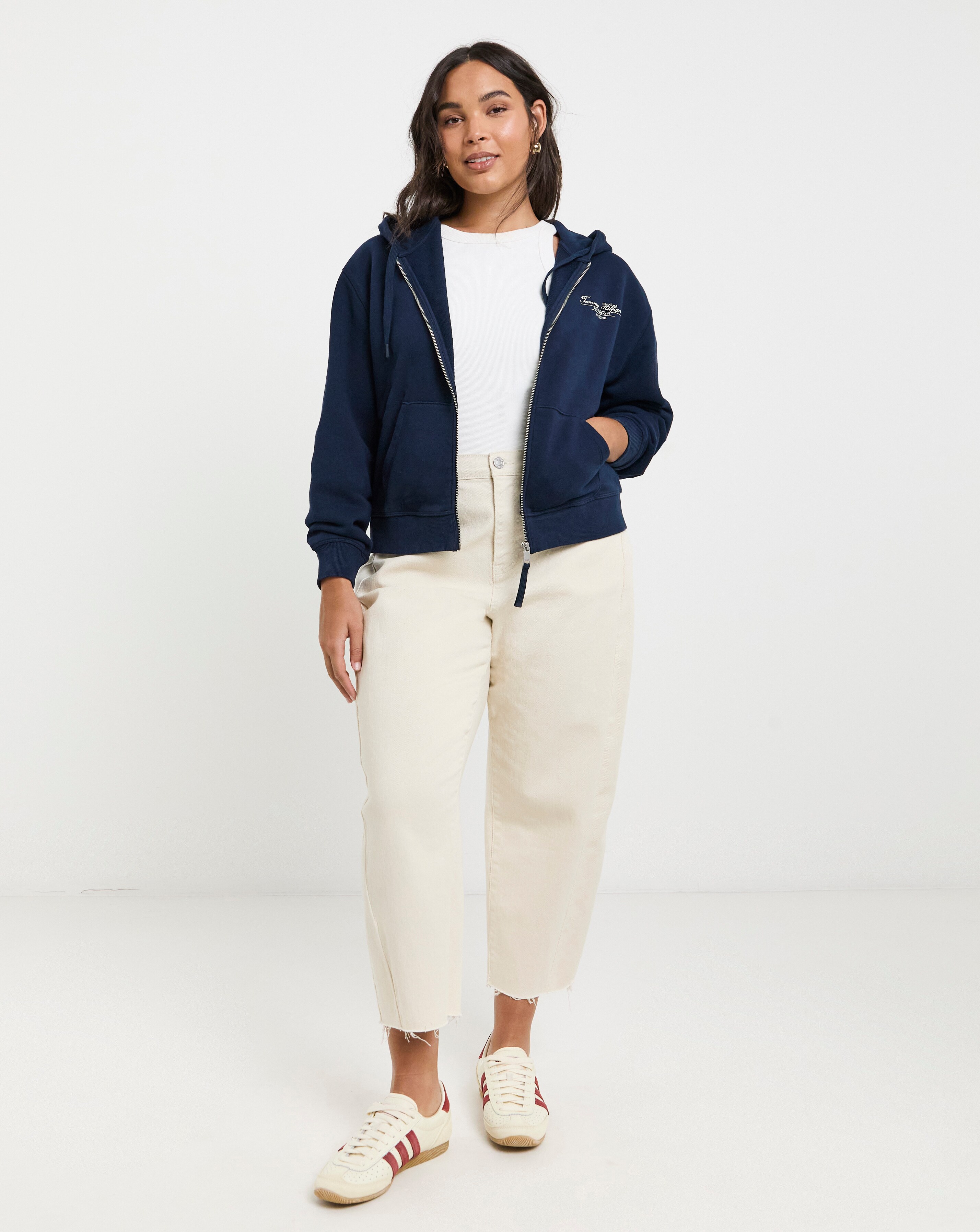 102937-tommy-hilfiger-script-zip-hoodie-1.webp