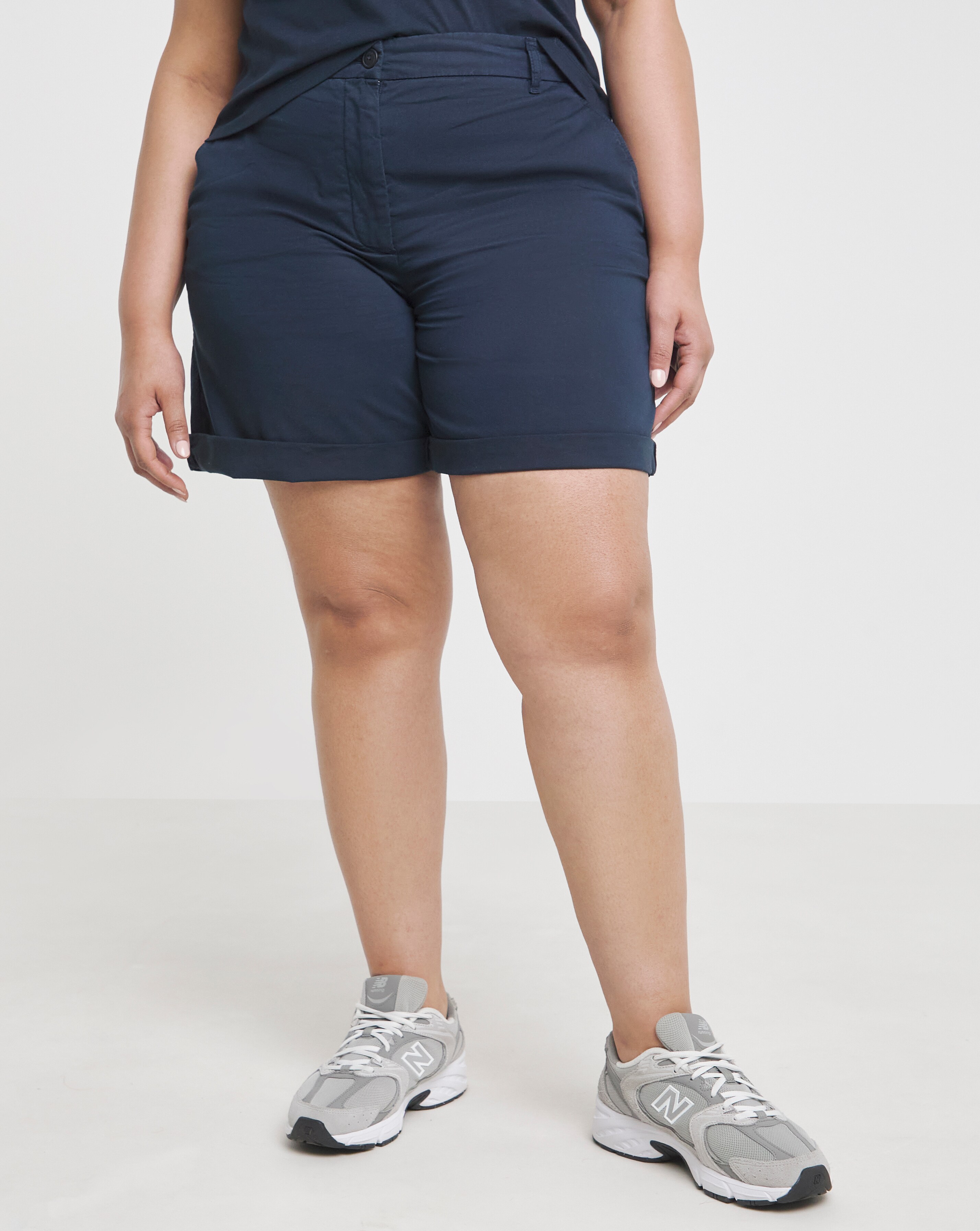 103037-tommy-hilfiger-chino-short-1.jpg