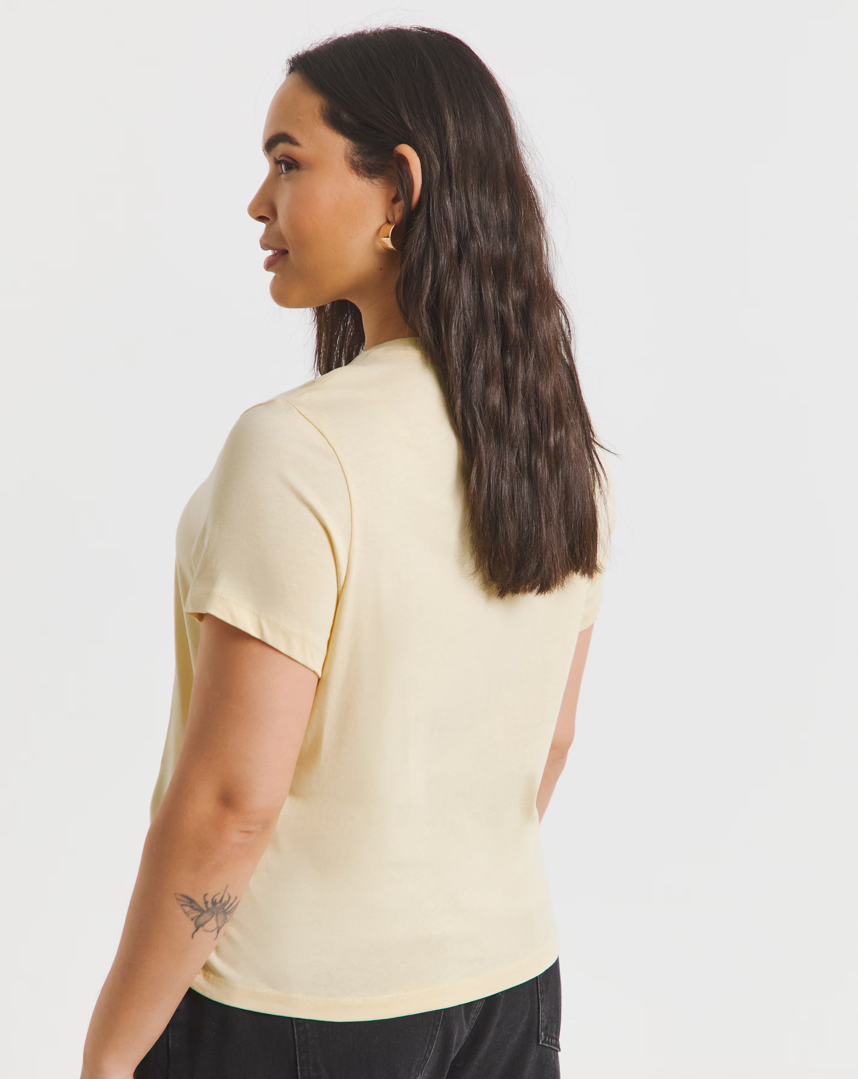 103179-tommy-jeans-tonal-linear-tee-1.webp