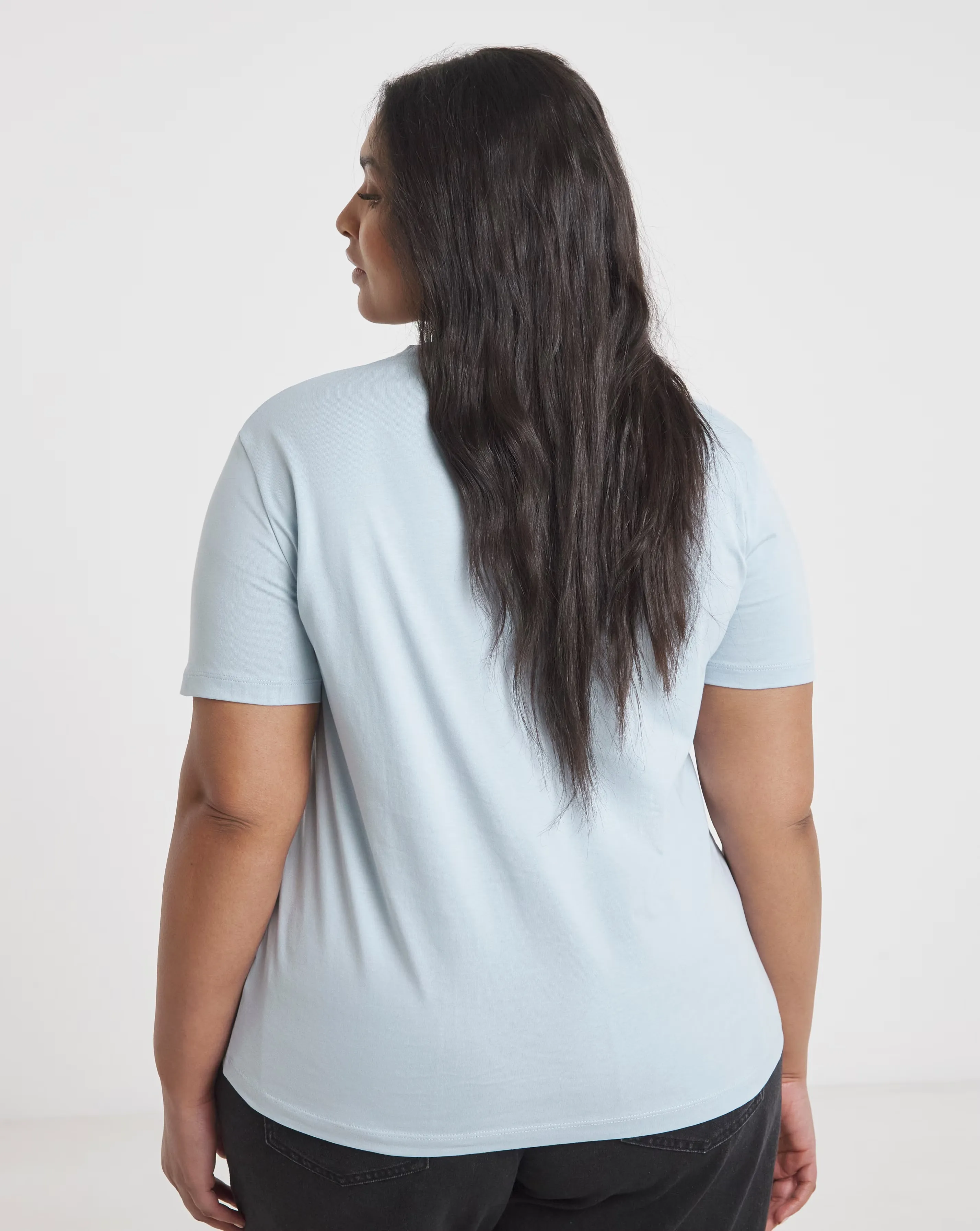 103283-calvin-klein-jeans-woven-label-regular-tee-1.webp