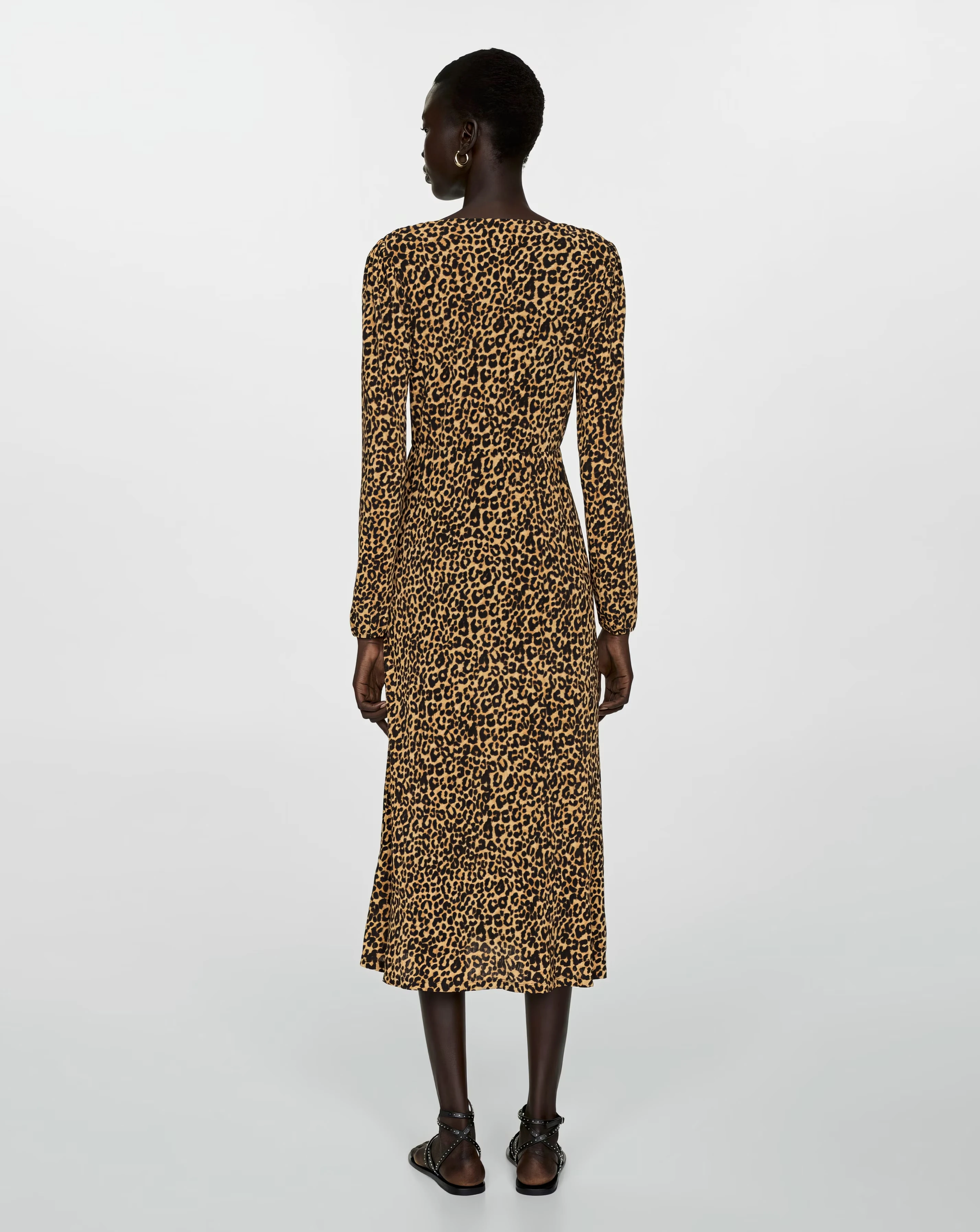 103950-mango-lin-leopard-midi-dress-1.webp