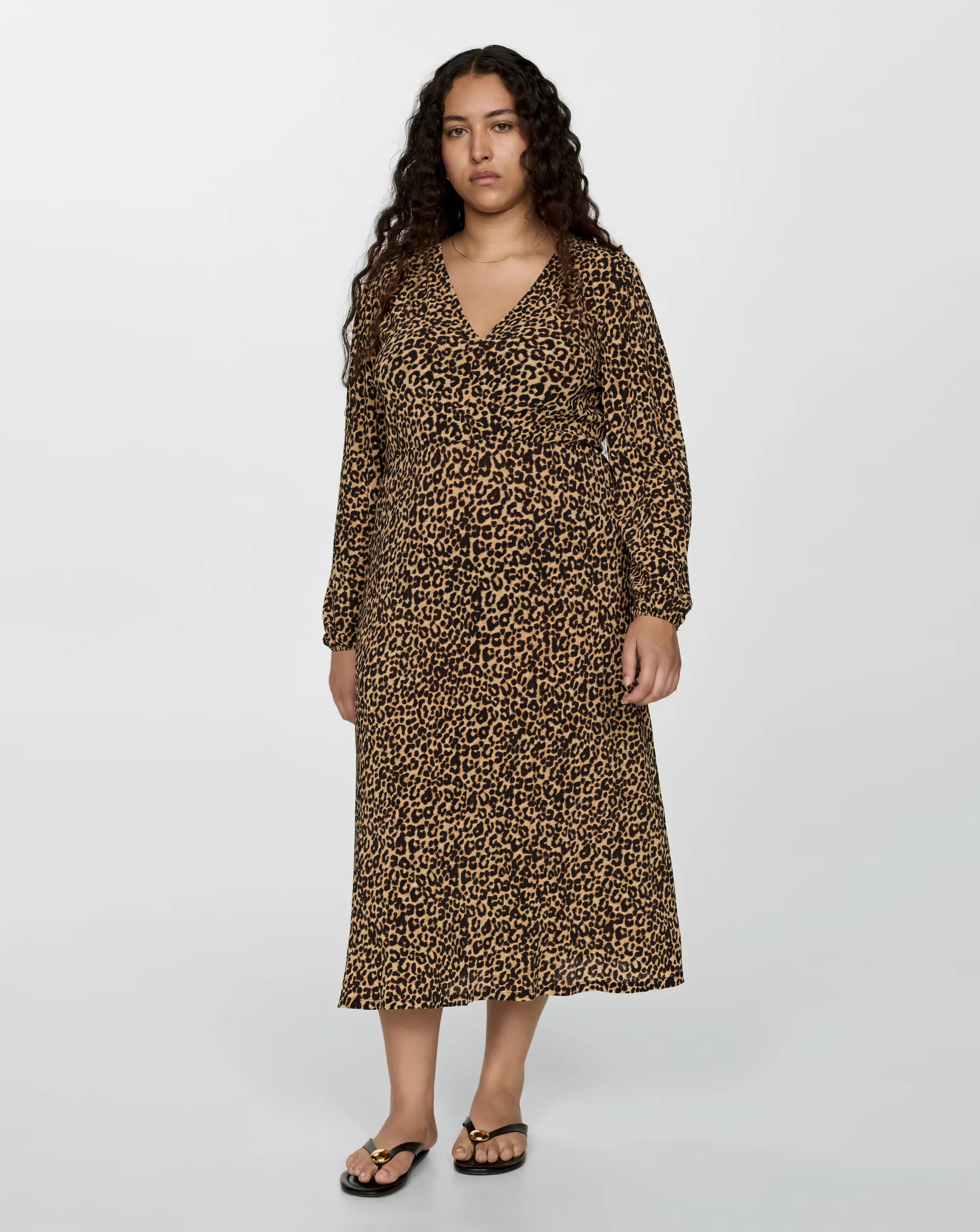 103950-mango-lin-leopard-midi-dress-1.webp
