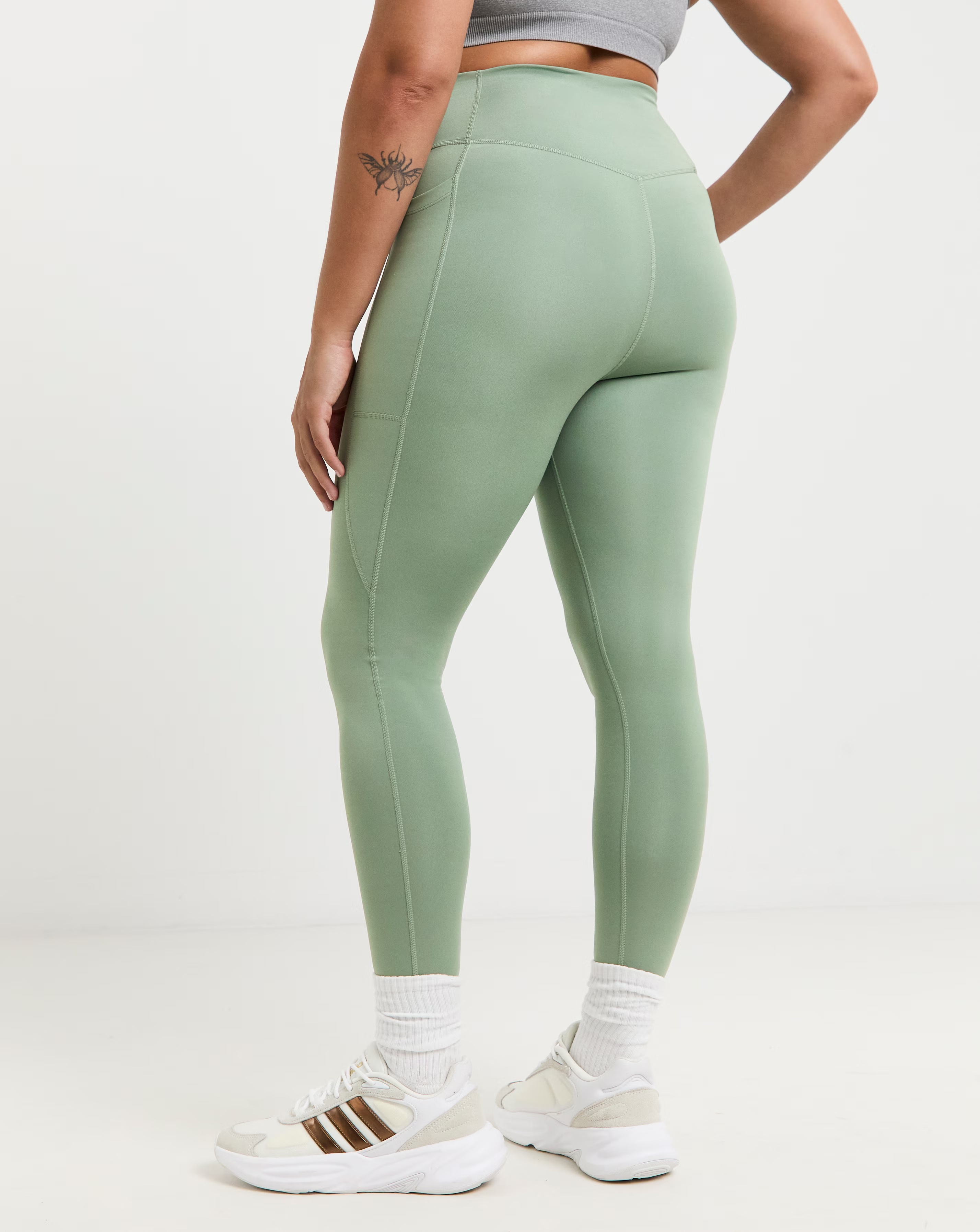 1042-adidas-training-leggings-1.jpg