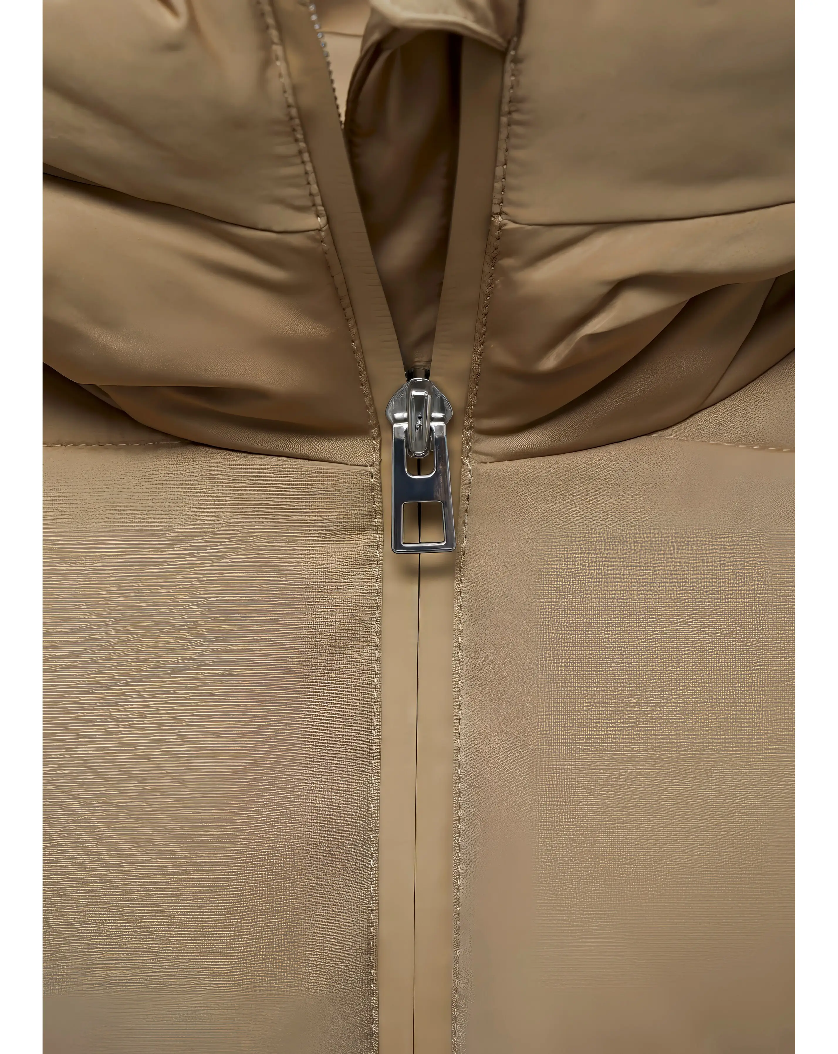 104293-mango-puffer-coat-tokyo-1.webp