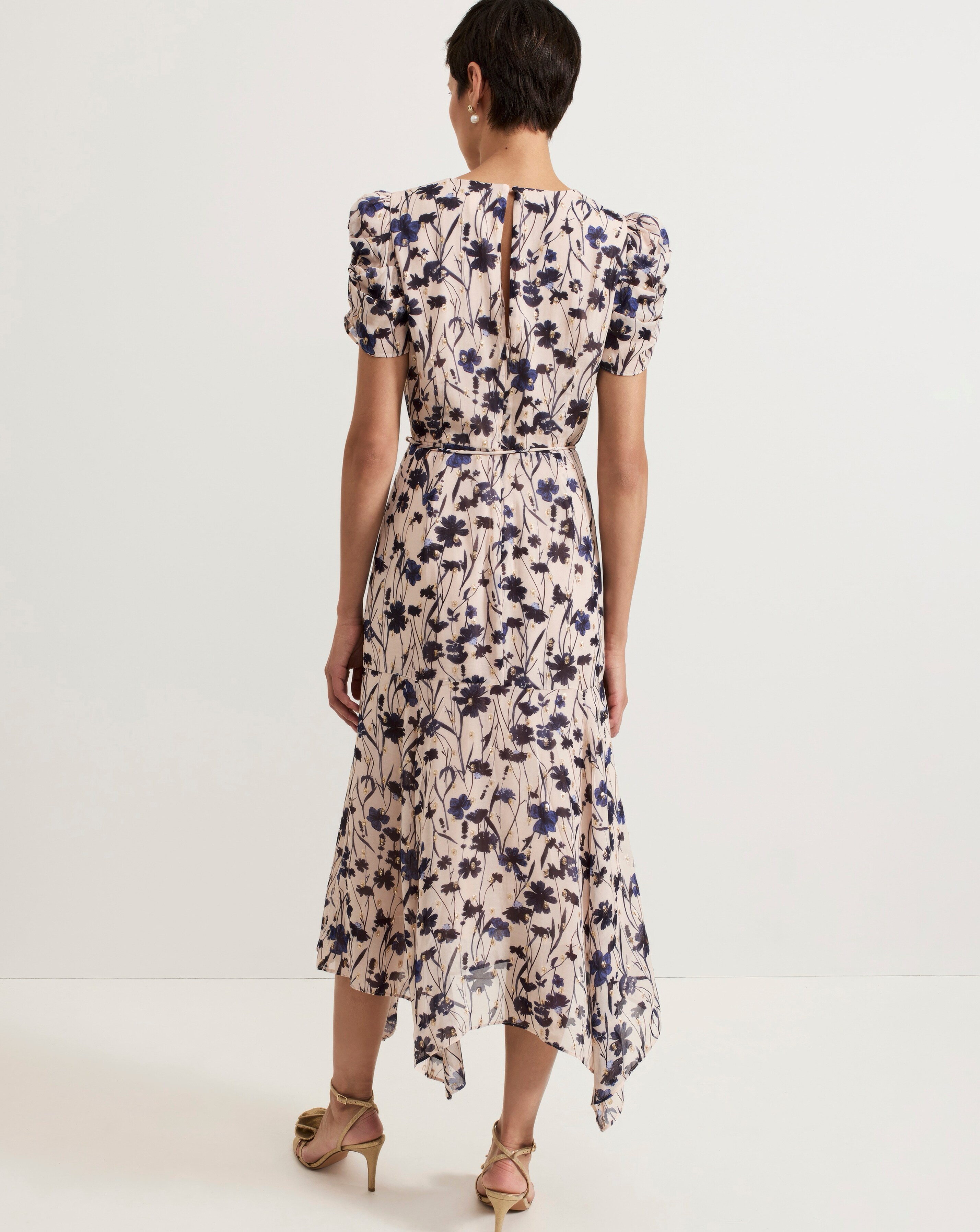 104353-phase-eight-verity-filcoupe-floral-dress-1.webp