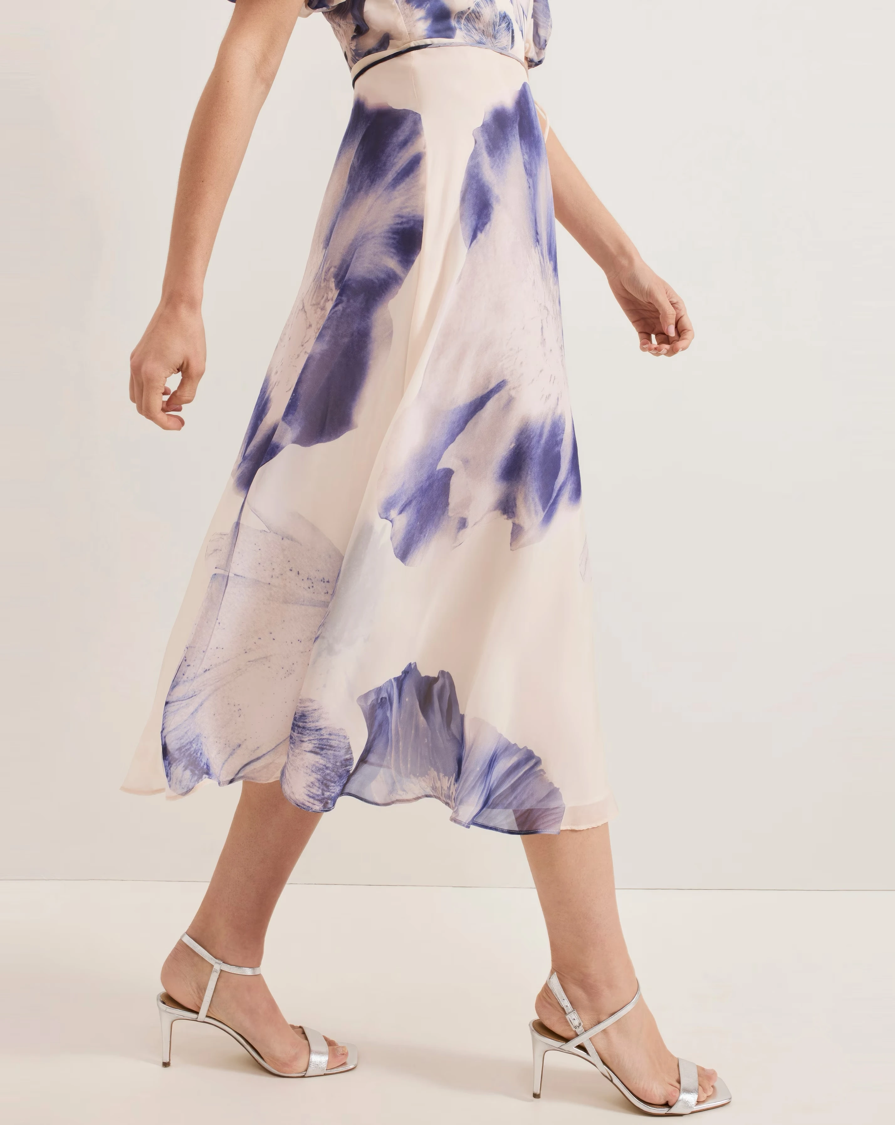 104364-phase-eight-lizzie-floral-midi-dress-1.jpg