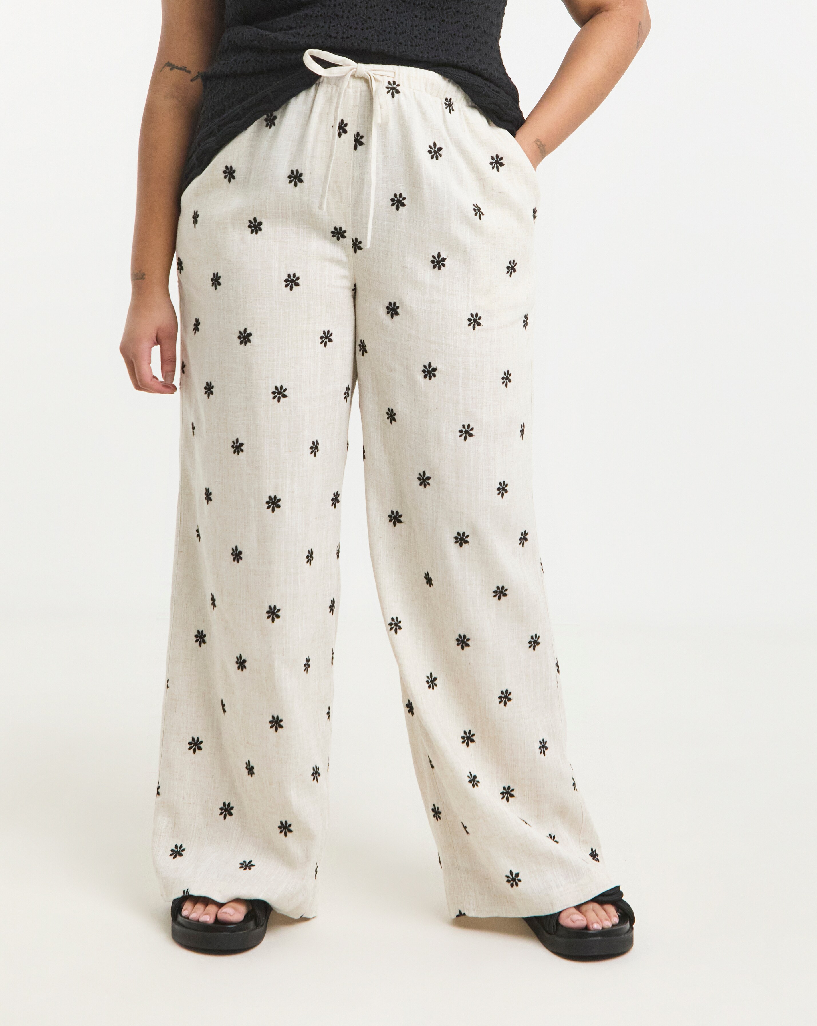 104630-simply-be-daisy-embroidered-linen-mix-wide-leg-trouser-1.jpg