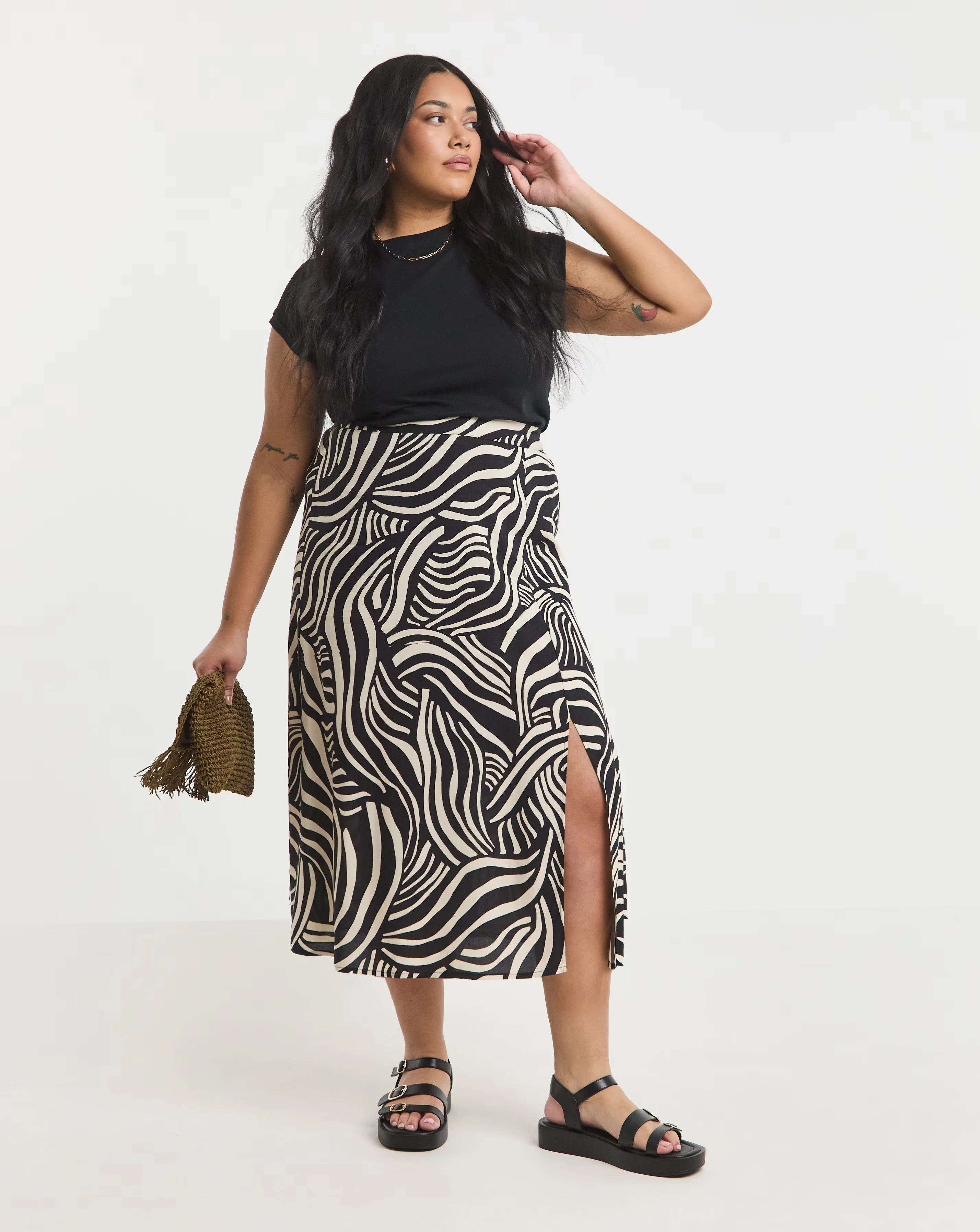 Simply Be Mono Print Spun Viscose Side Split Midi Skirt 1 104733-simply-be-mono-print-spun-viscose-side-split-midi-skirt-1.webp