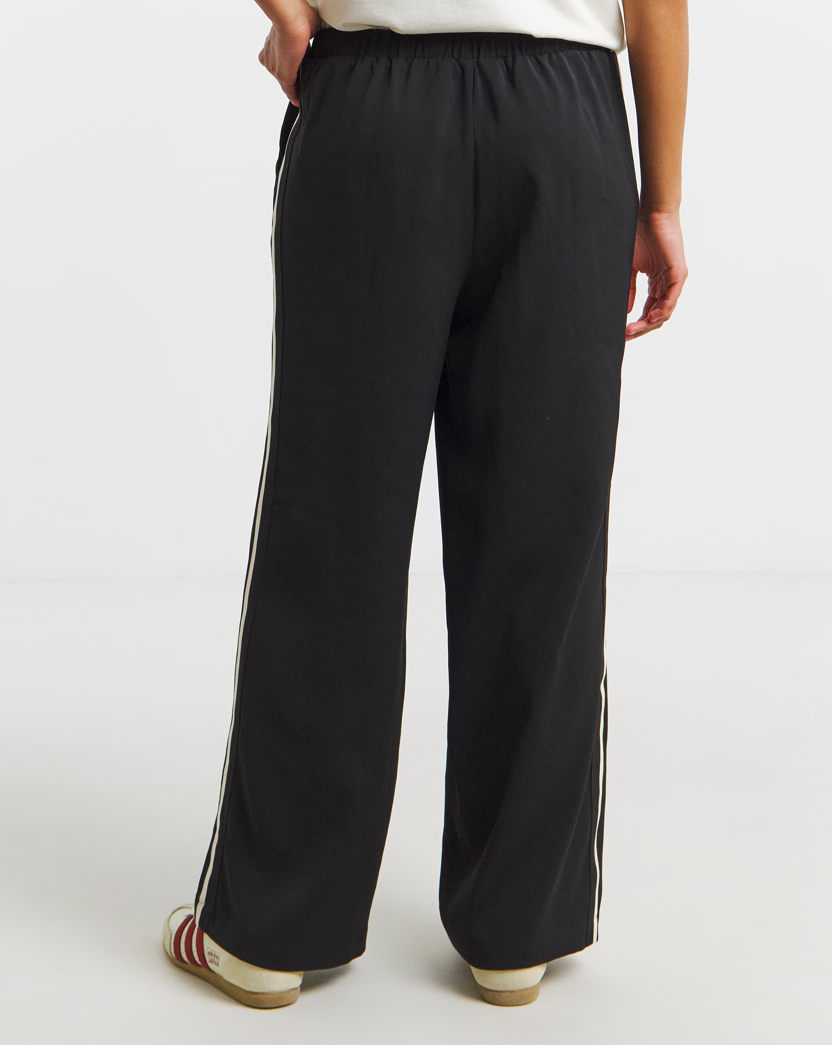105019-black-side-stripe-wide-leg-trousers-1.jpg