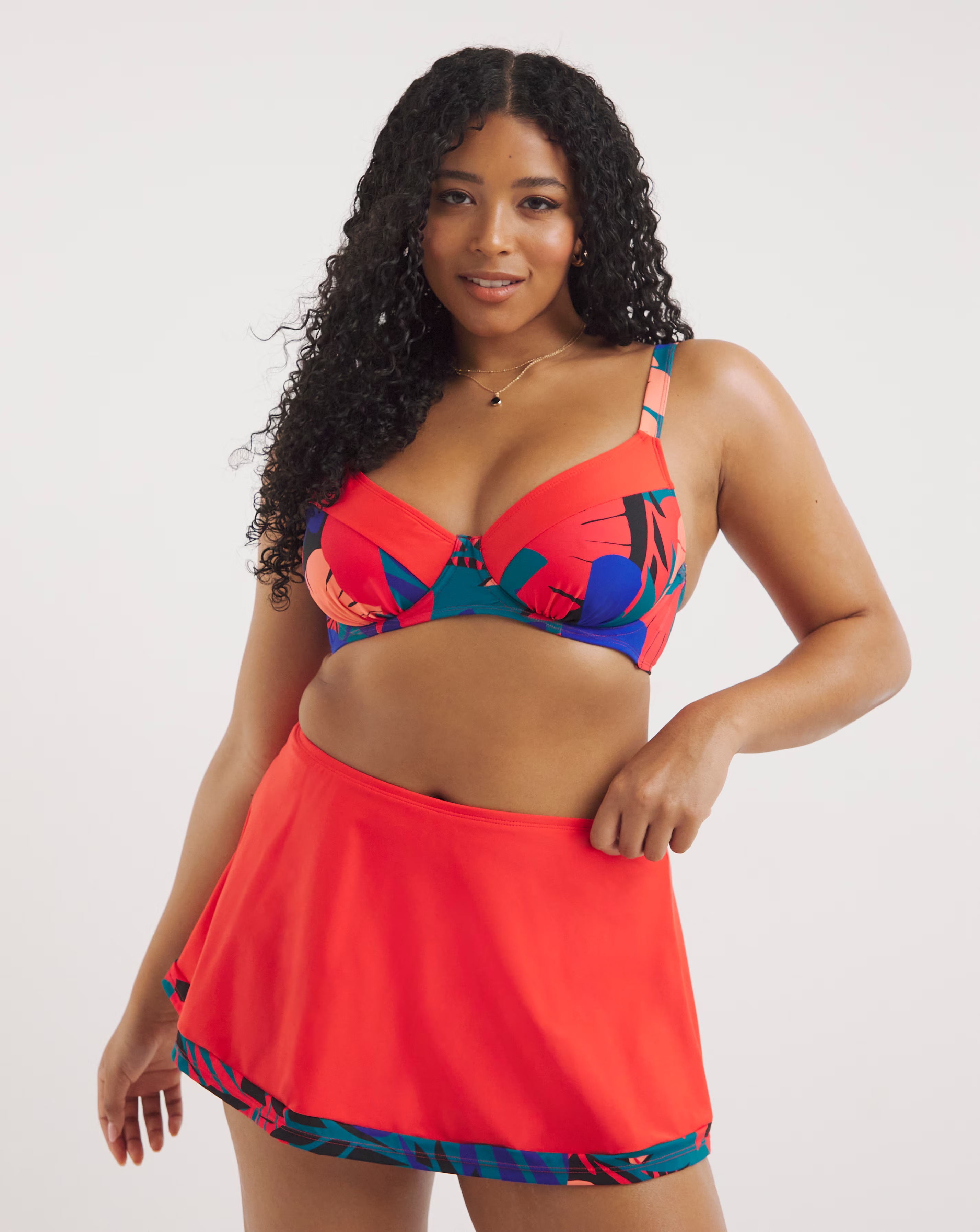 105541-tropical-mix-and-match-underwired-non-padded-bikini-top-1.webp