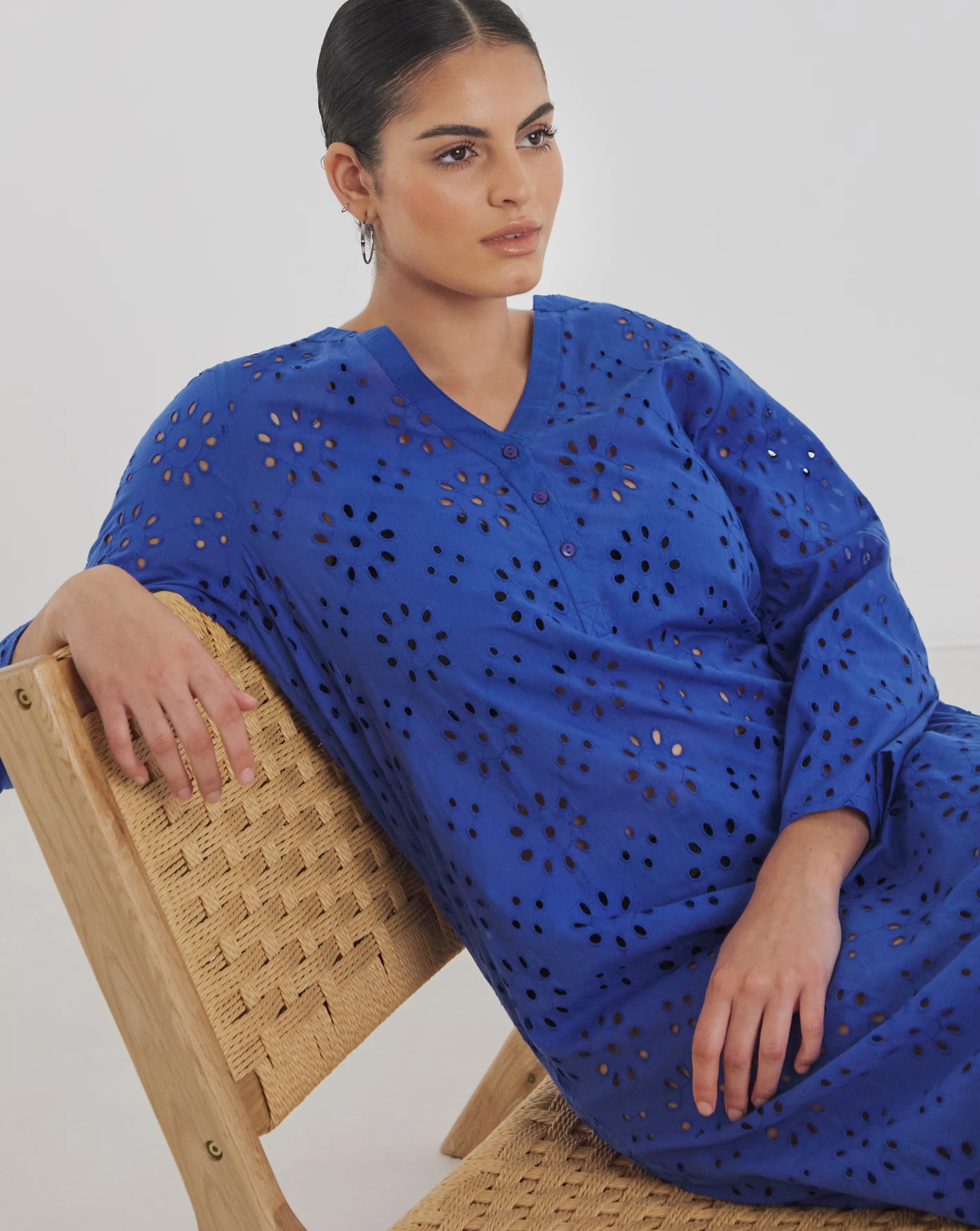 105655-broderie-anglaise-cotton-beach-dress-1.jpg