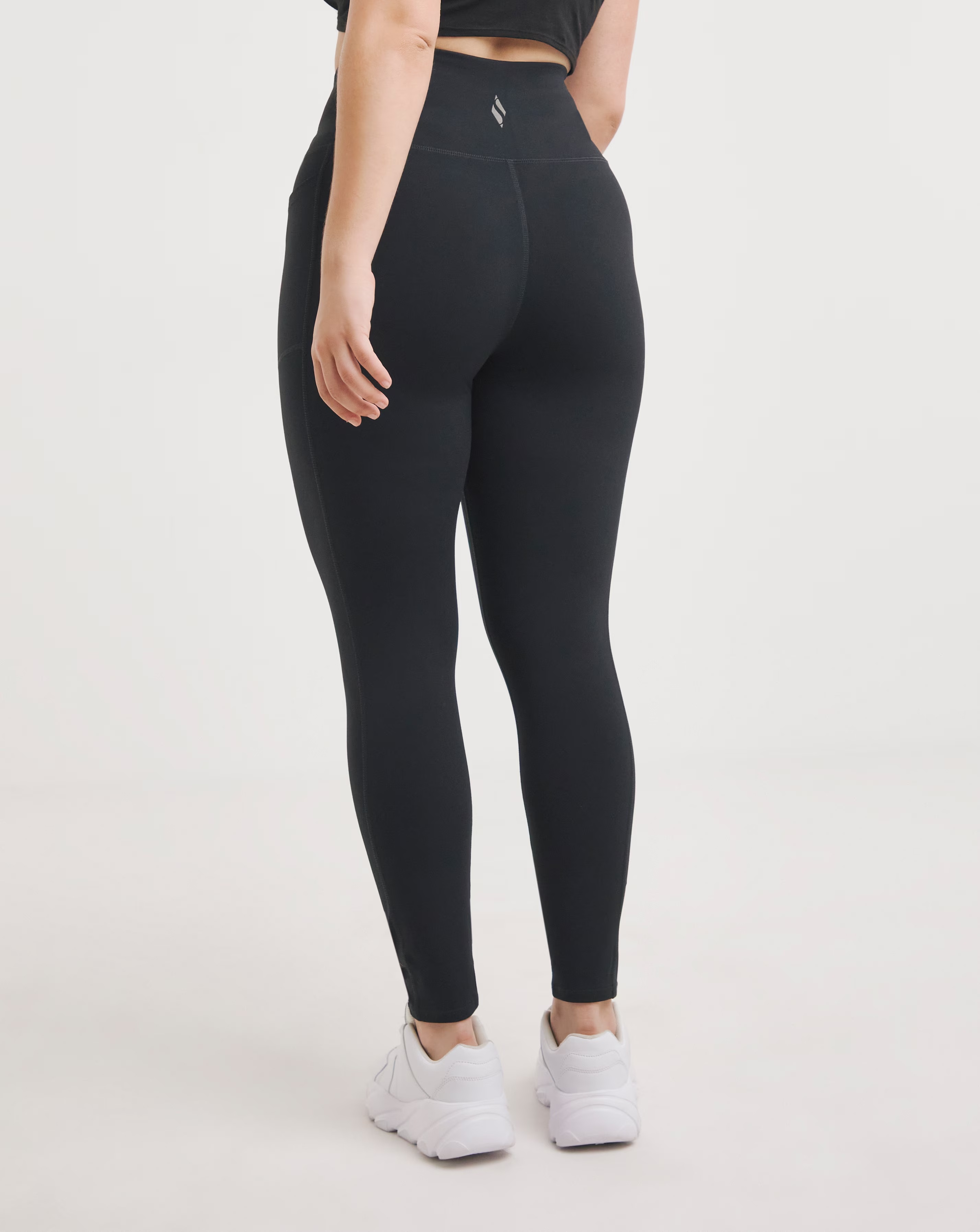 107452-skechers-gowalk-high-waisted-legging-1.jpg
