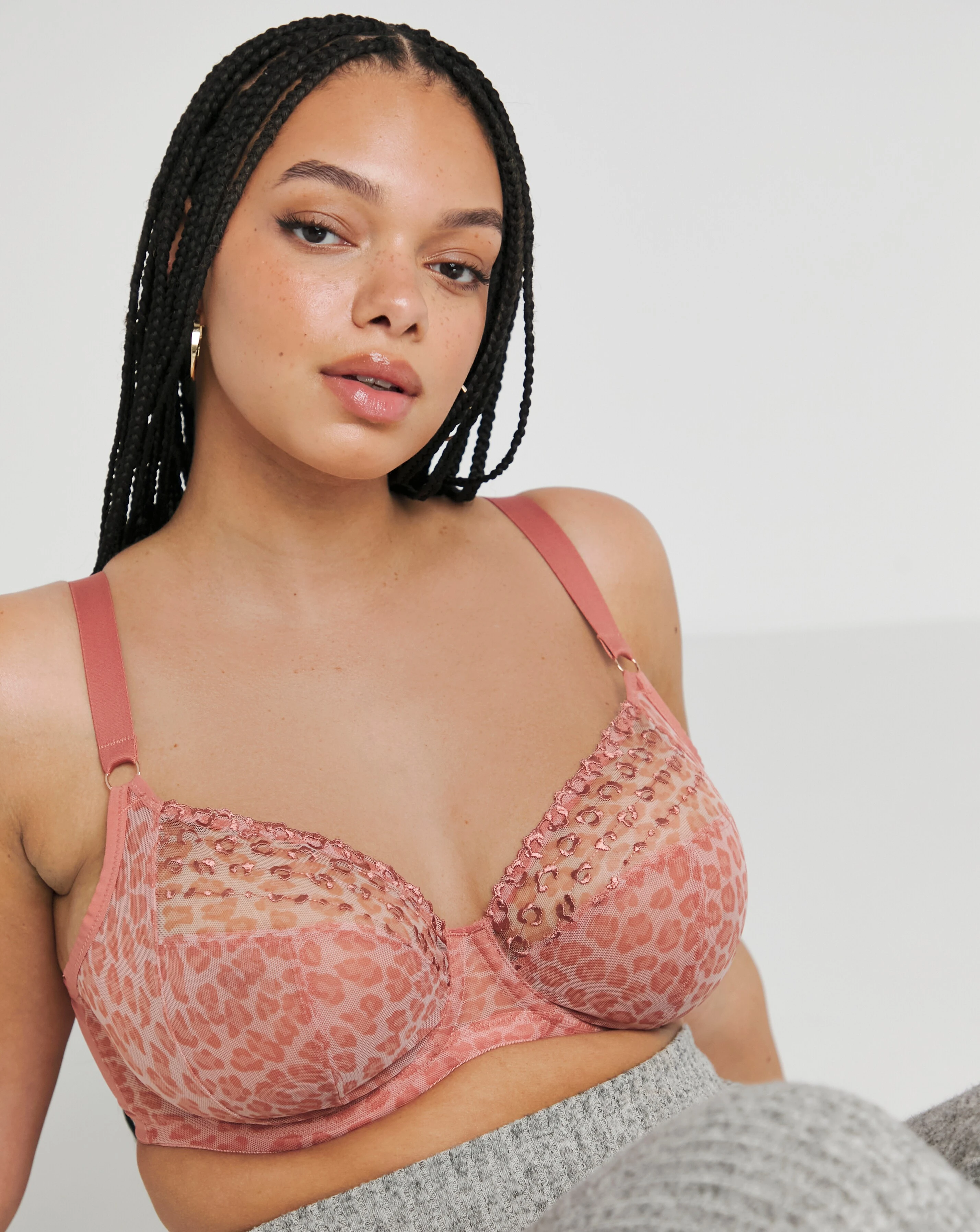 Elomi Matilda Plunge Wired Bra 1 107466-elomi-matilda-plunge-wired-bra-1.webp
