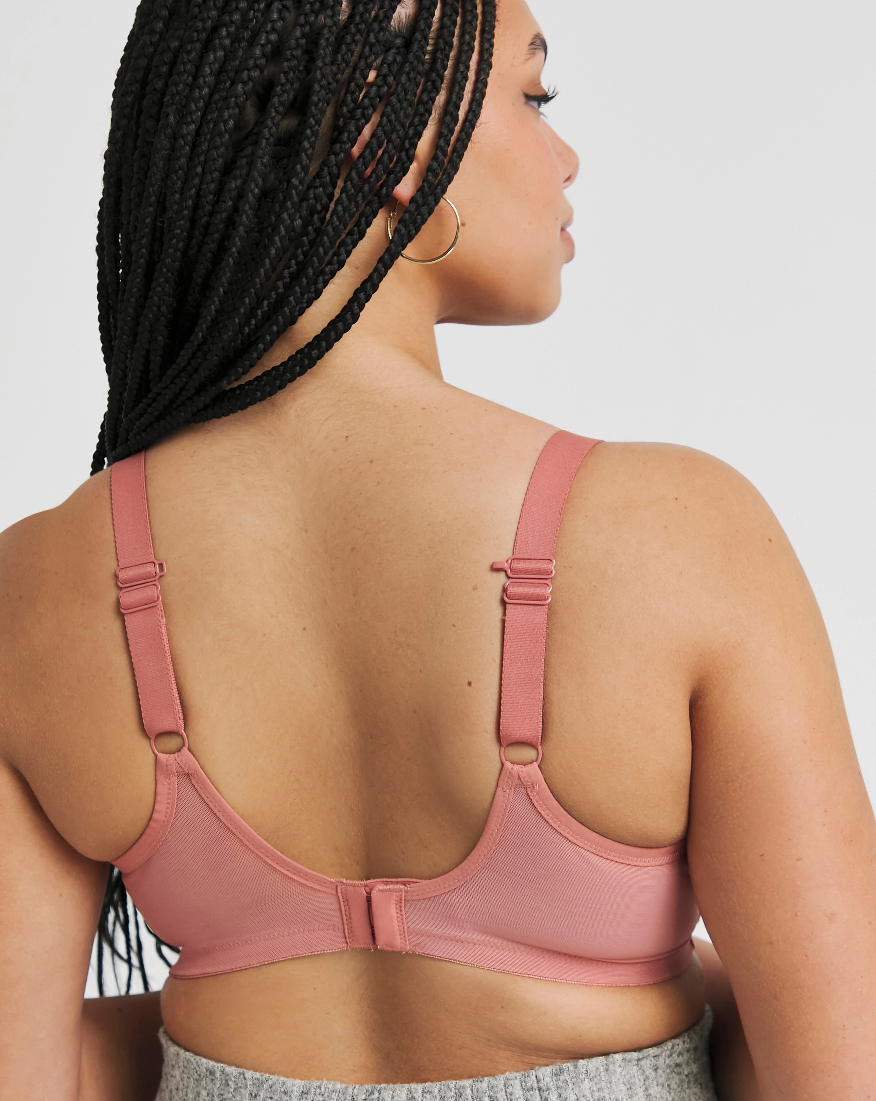 107466-elomi-matilda-plunge-wired-bra-1.webp