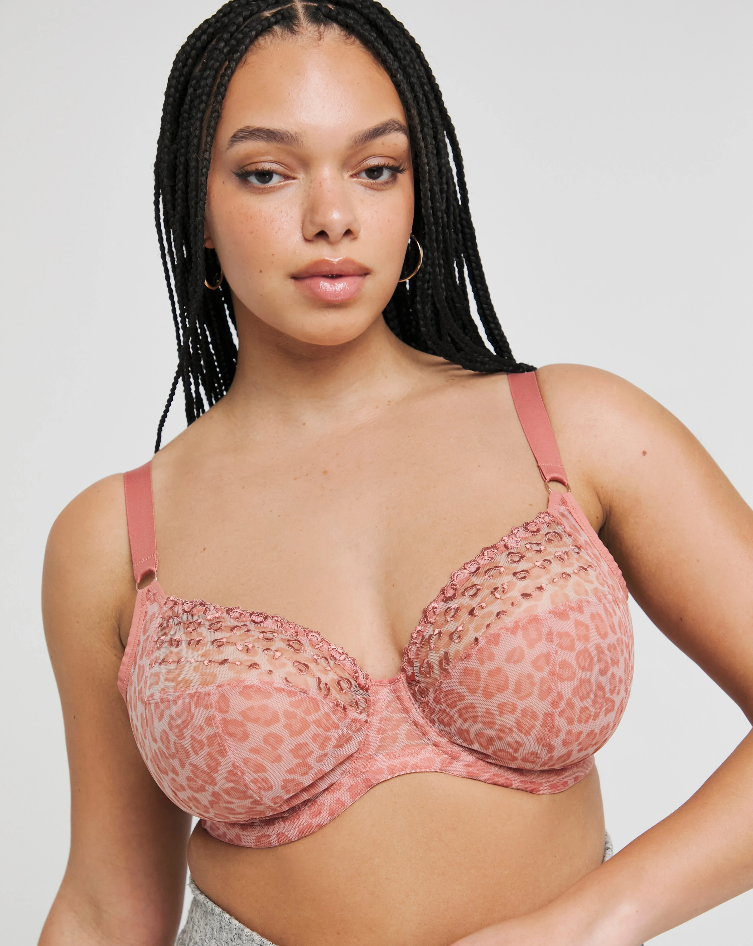 107466-elomi-matilda-plunge-wired-bra-1.webp