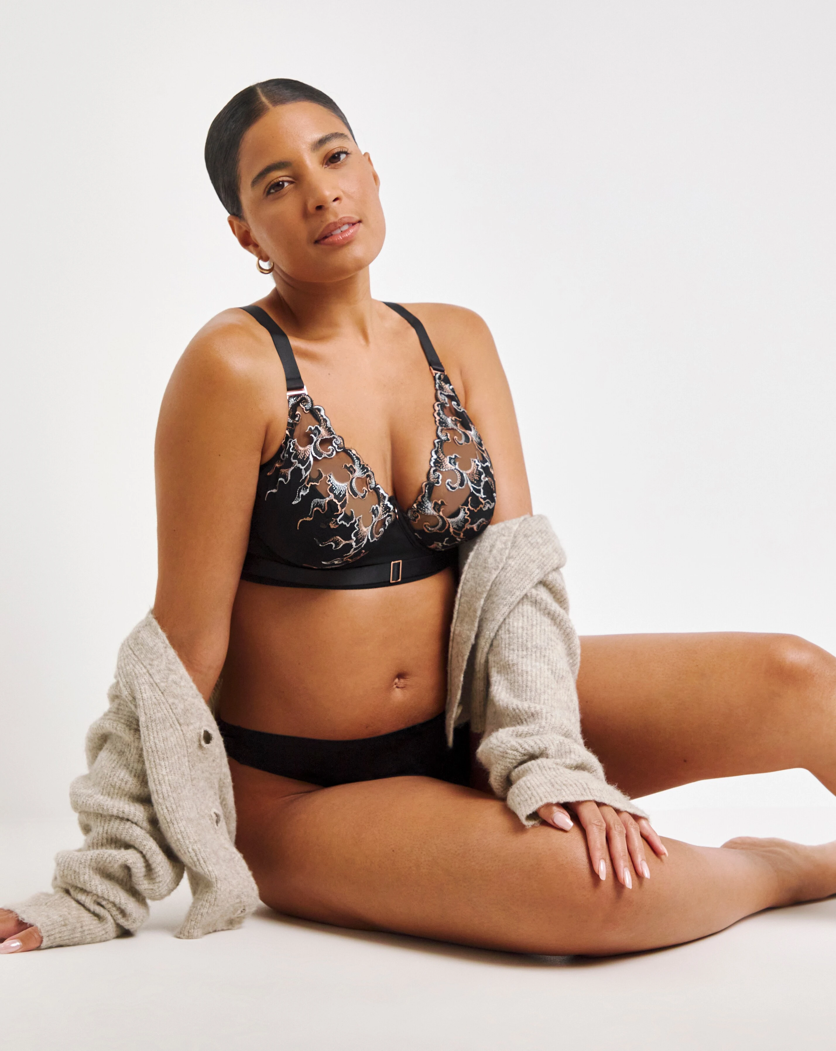 Simply Be Sexy Paris Midi Bra 1 109094-simply-be-sexy-paris-midi-bra-1.webp