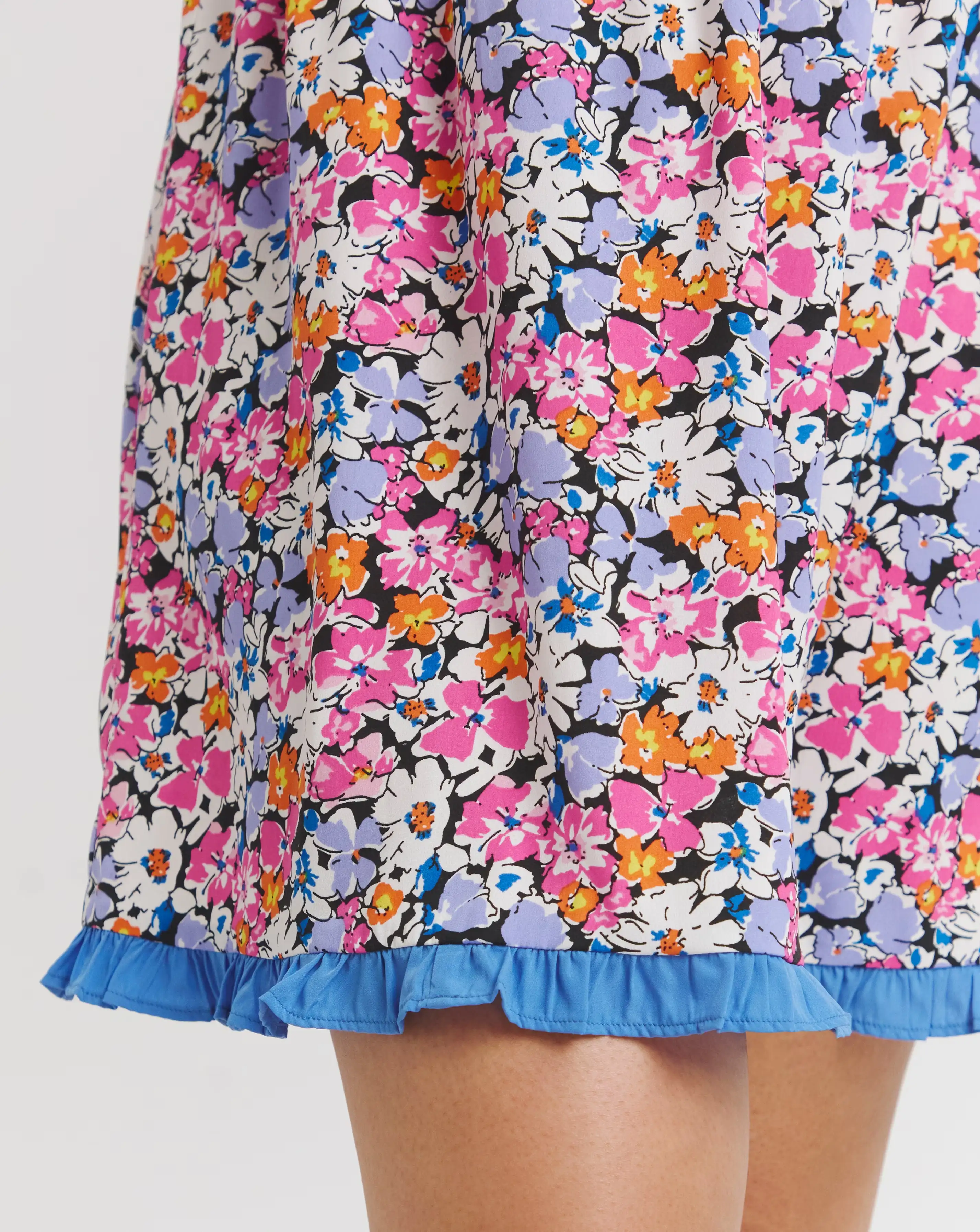 109286-joe-browns-floral-print-short-beach-dress-1.webp