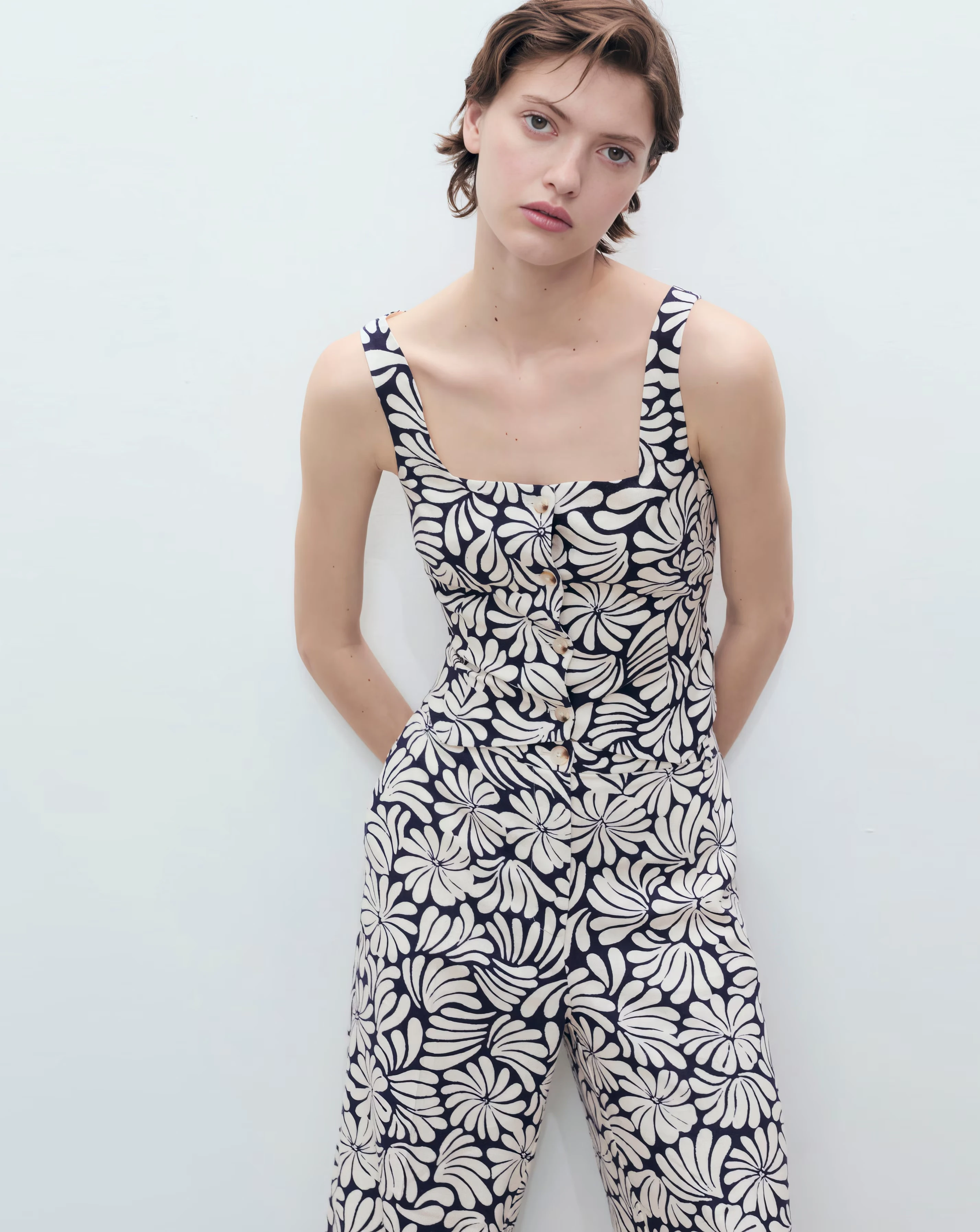 111604-mango-trousers-coco-1.jpg