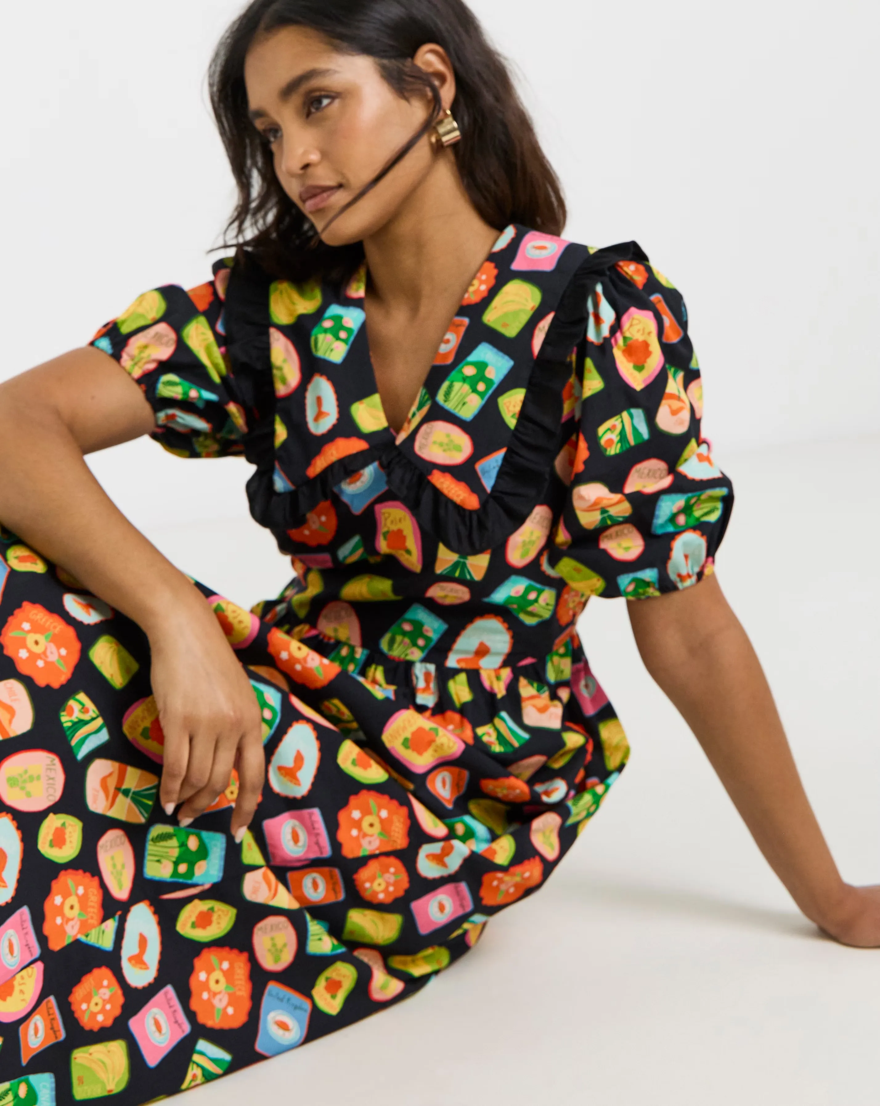 111748-twisted-wunder-postcard-collared-midaxi-dress-1.webp