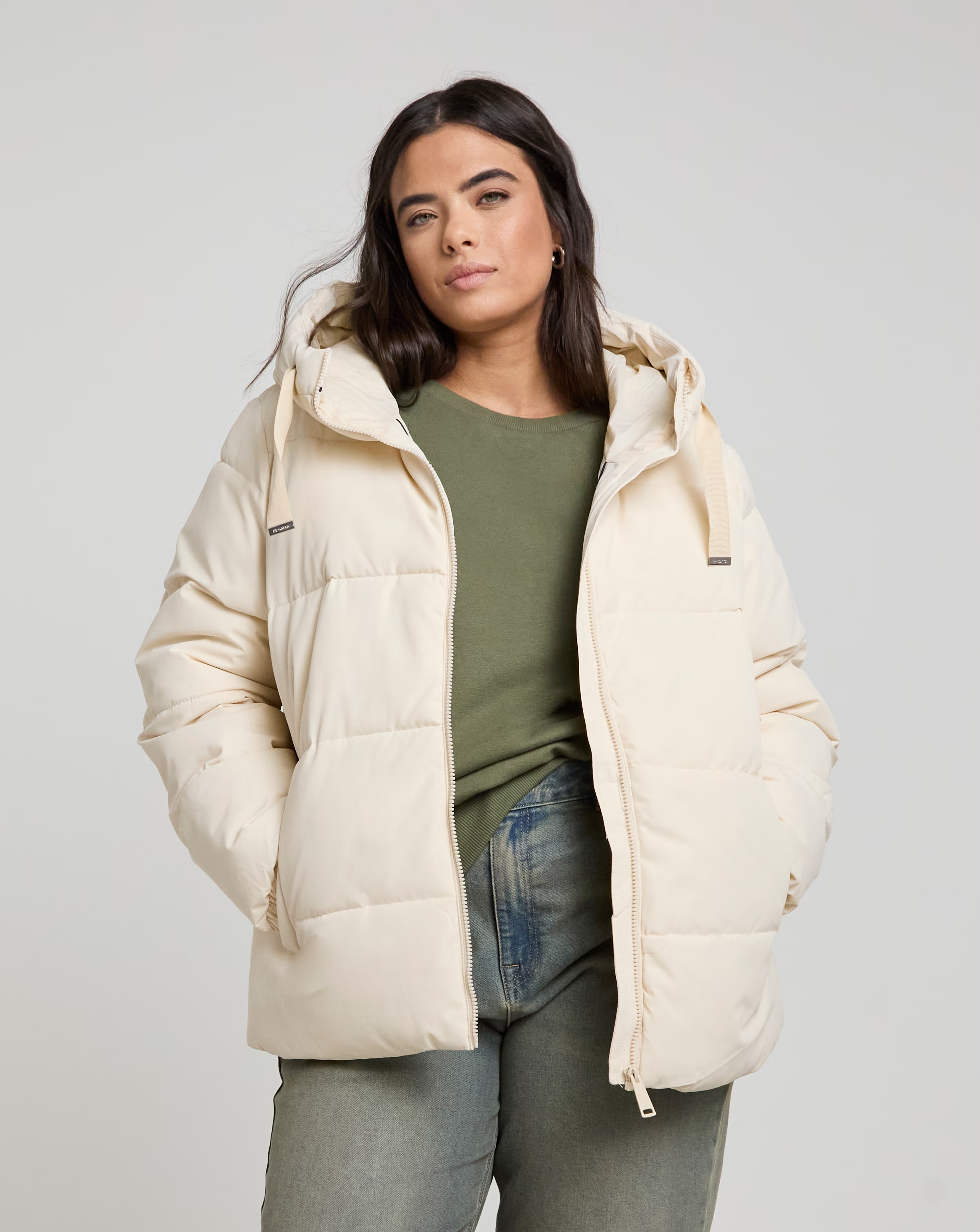 112027-regatta-arilie-padded-jacket-1.webp