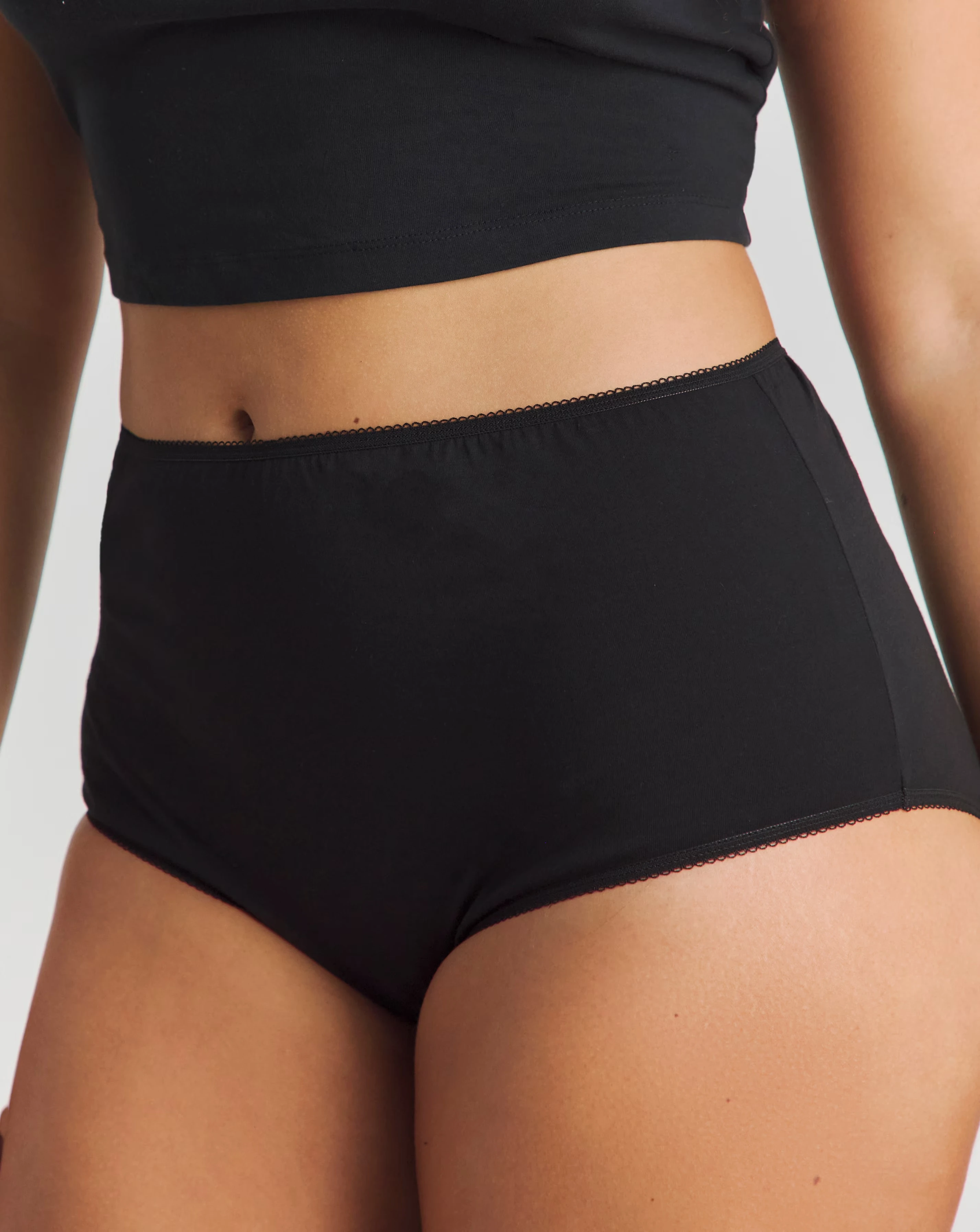 113239-pretty-secrets-7-pack-full-fit-knickers-black-1.jpg