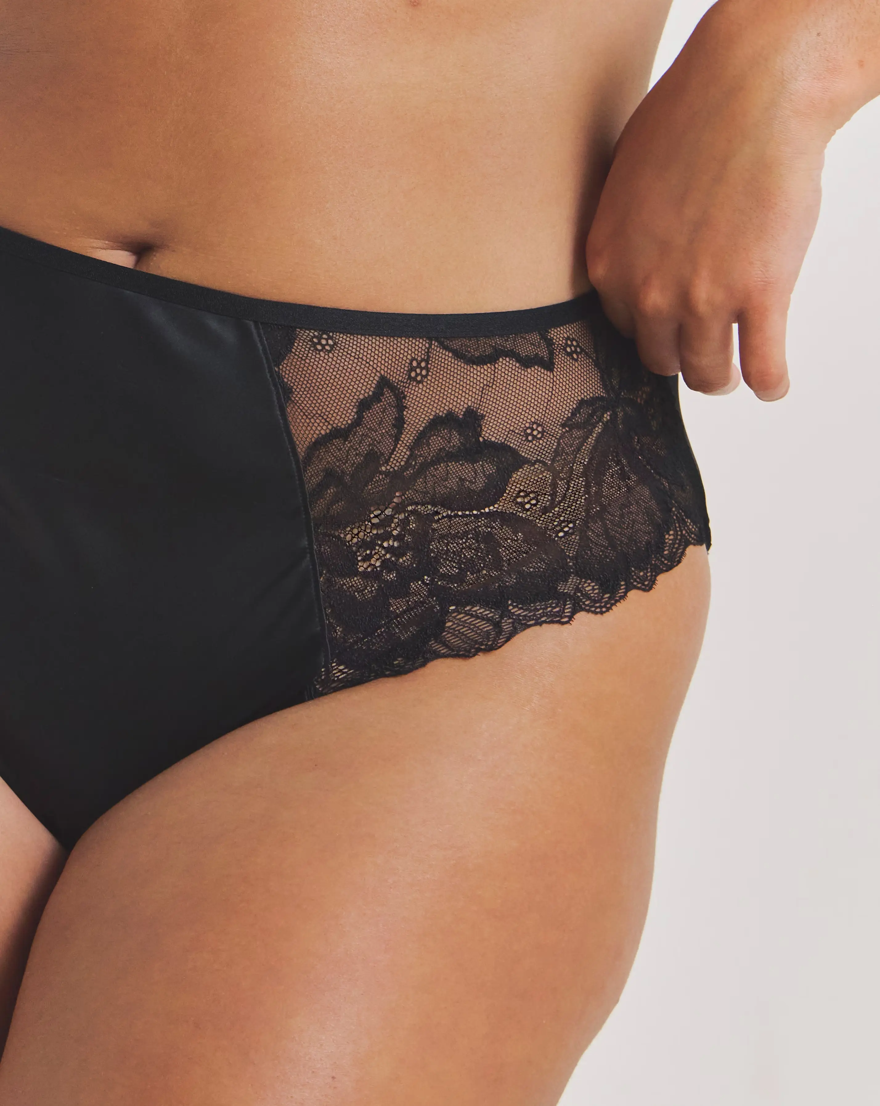 113789-pretty-secrets-2-pack-willow-stretch-lace-high-leg-knickers-black-cream-1.webp