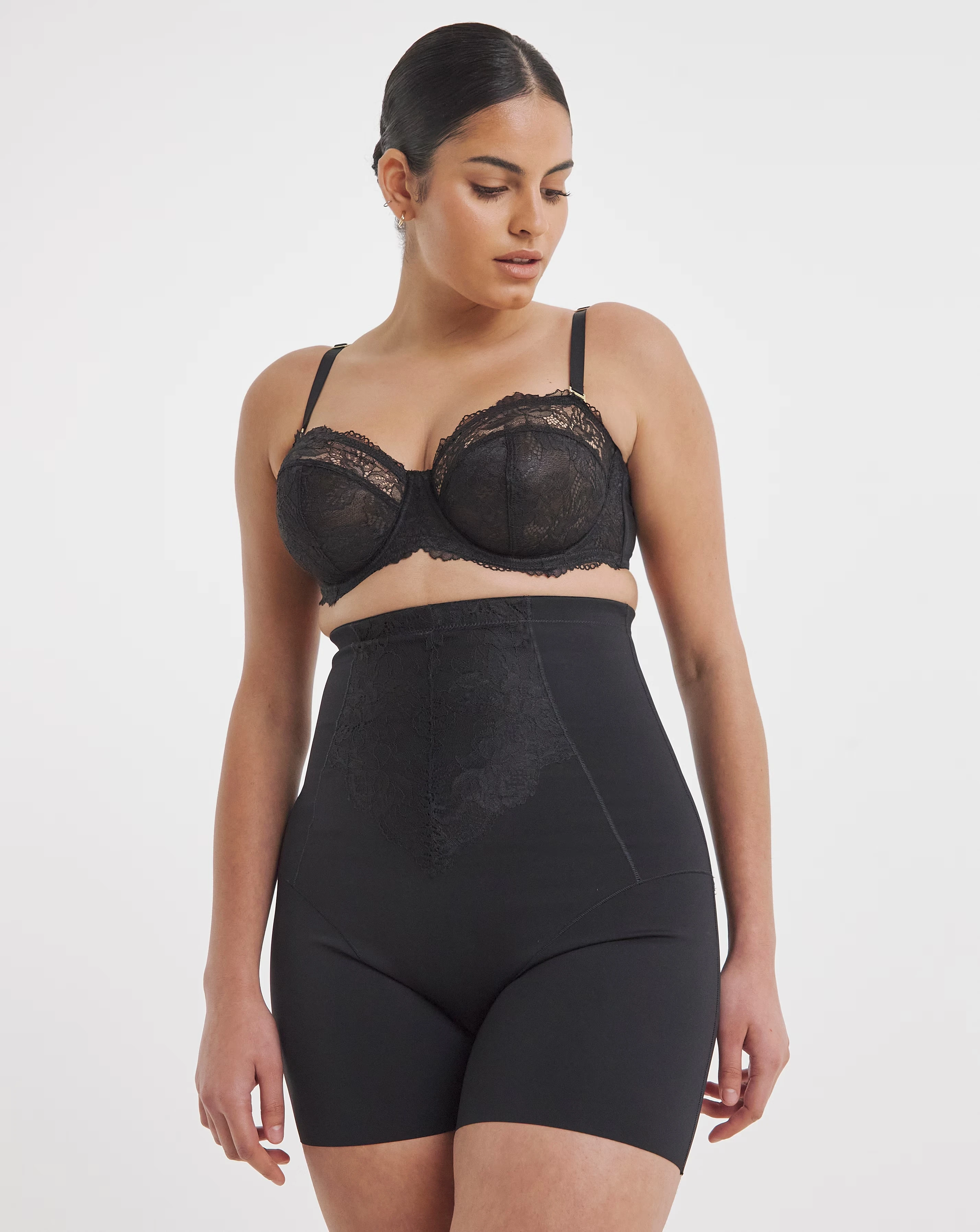MAGISCULPT Firm Control New Ella Thigh Shaper Brief Black