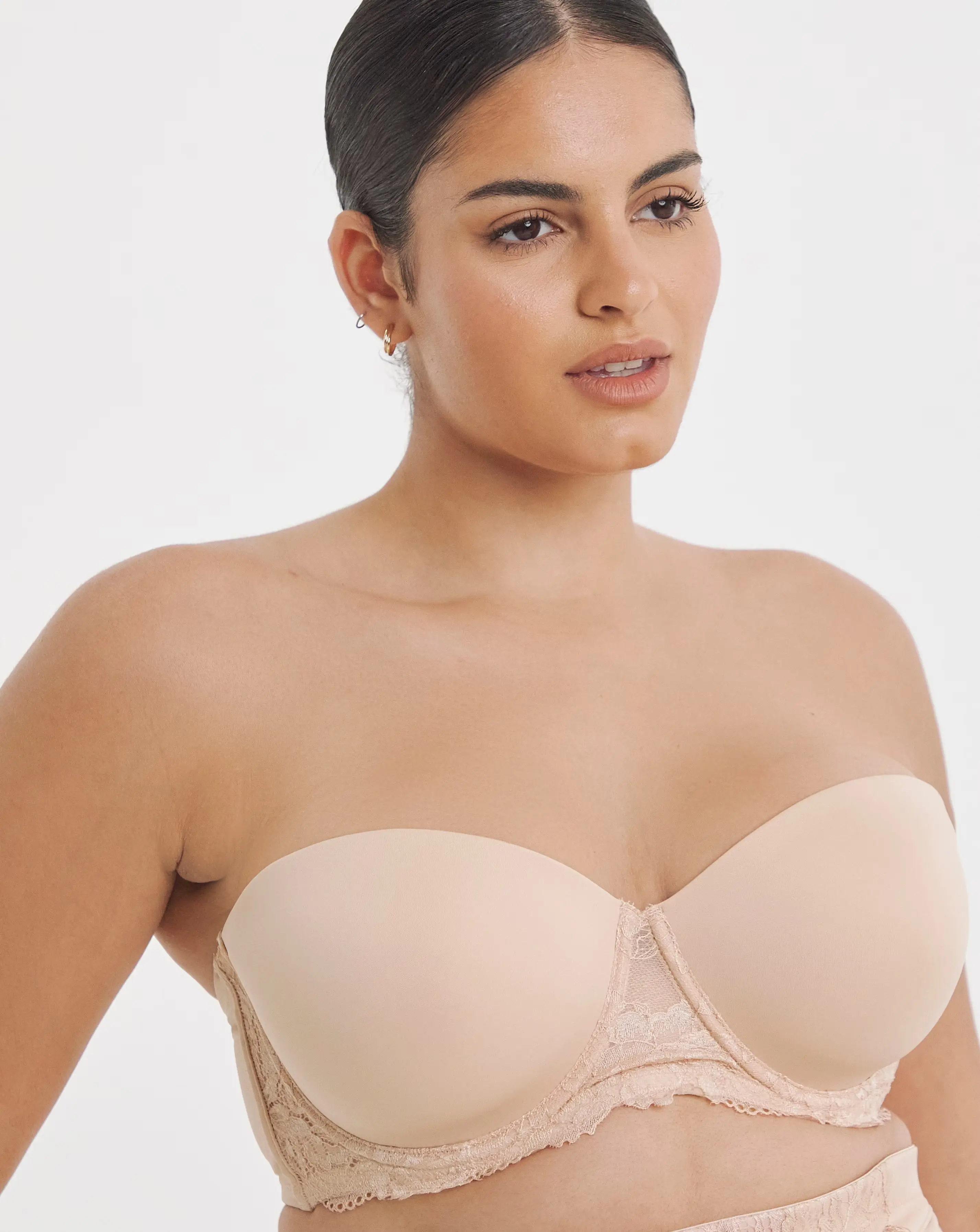 114550-magisculpt-new-ella-wired-padded-moulded-multiway-bra-b-f-blush-1.webp
