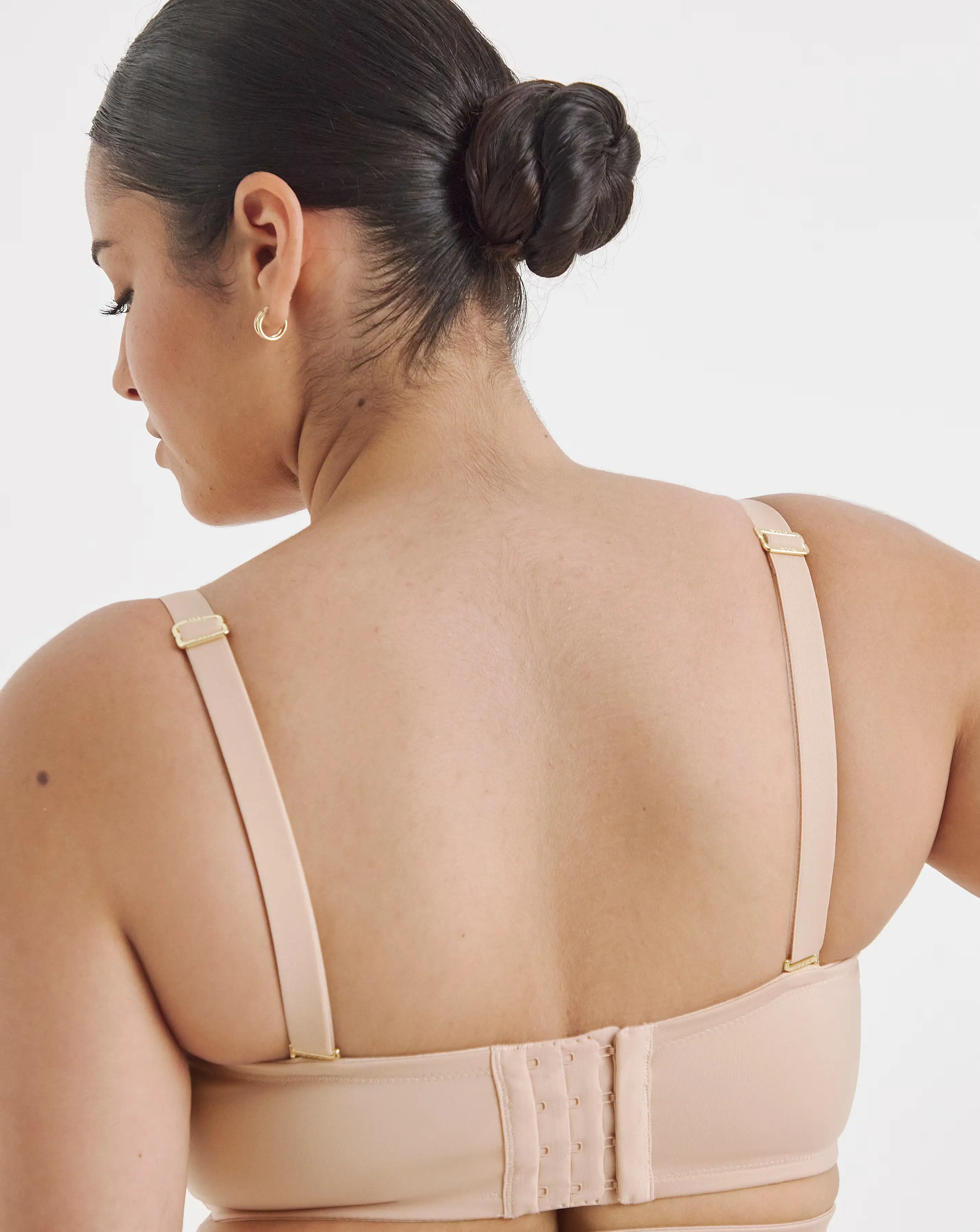 114550-magisculpt-new-ella-wired-padded-moulded-multiway-bra-b-f-blush-1.webp