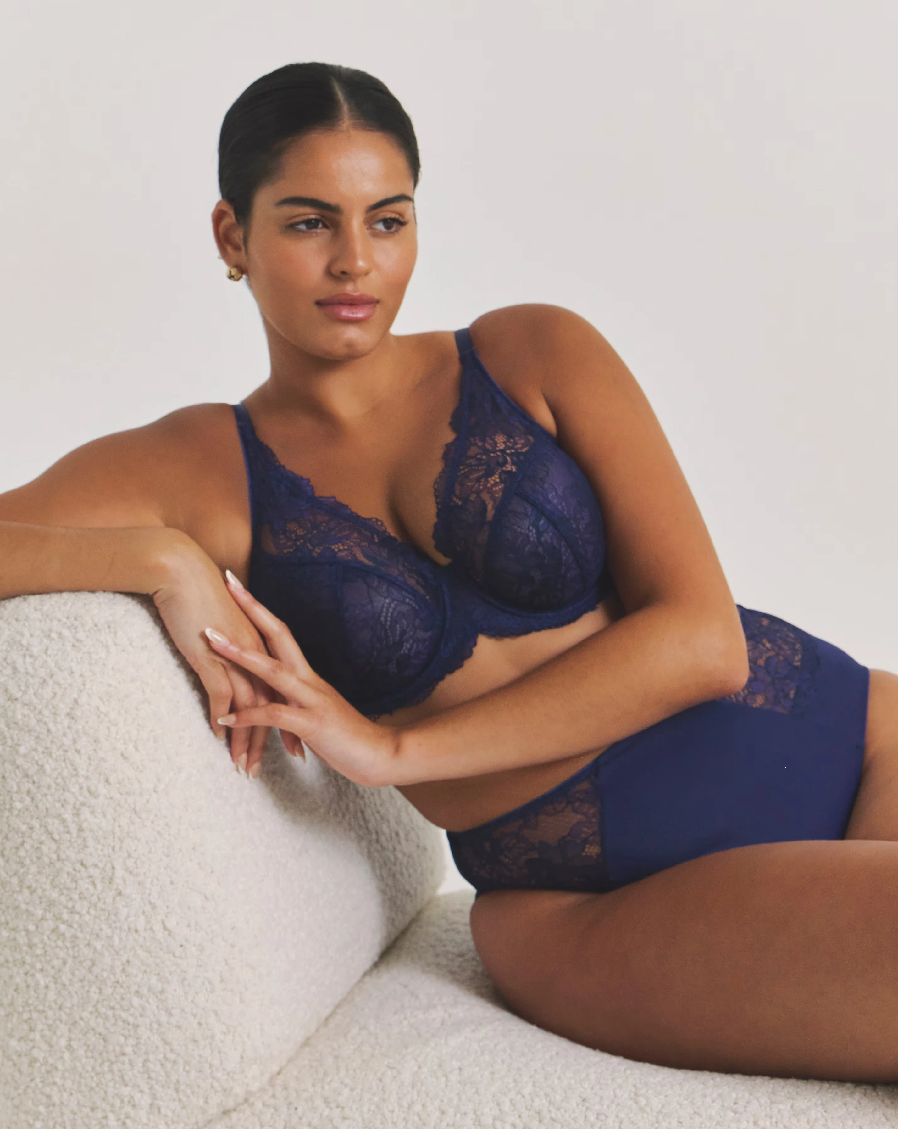 114614-pretty-secrets-2-pack-new-ella-wired-full-cup-bras-c-j-navy-white-1.webp