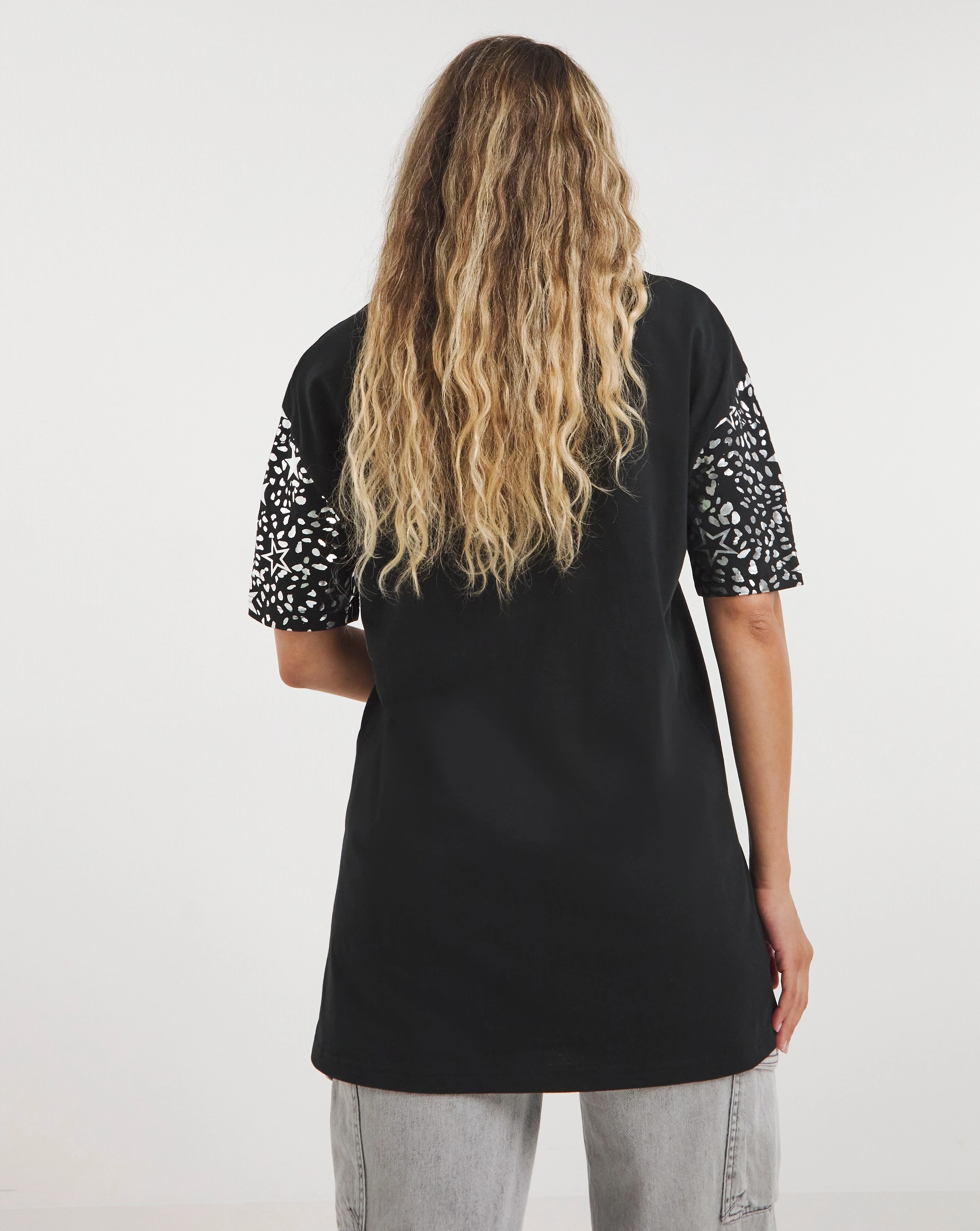 115743-star-foil-print-oversized-tee-1.jpg