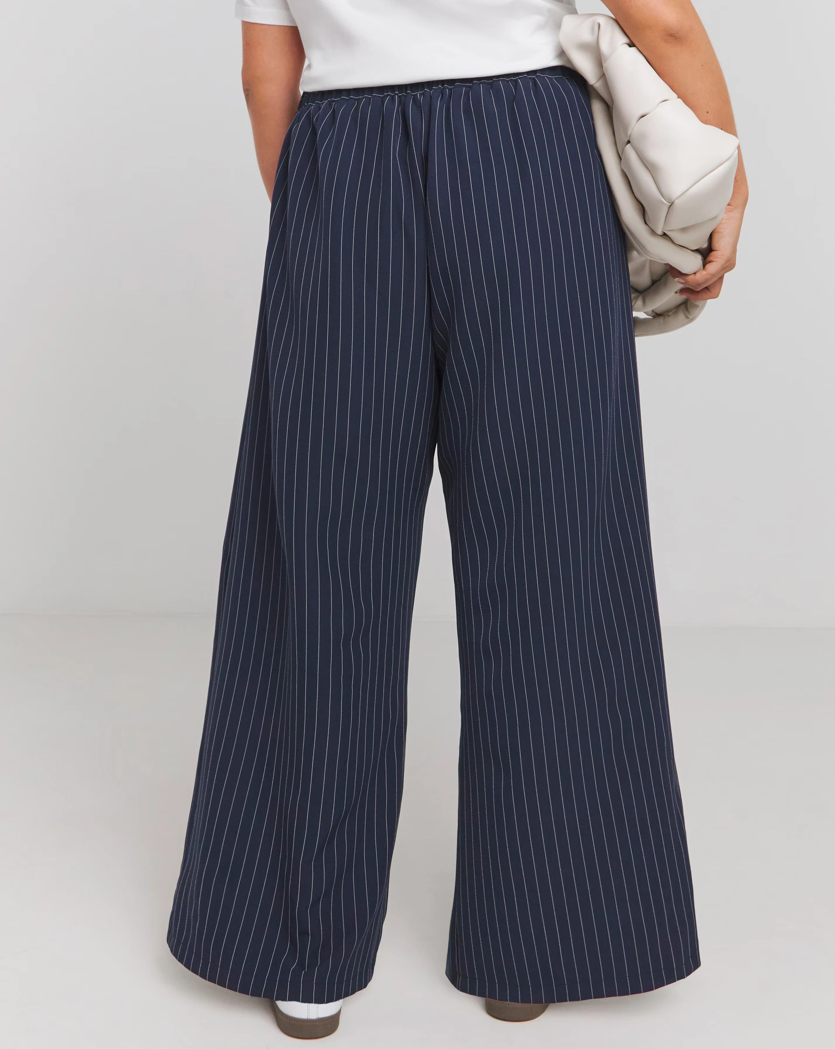 117899-blue-pinstripe-tailored-wide-leg-co-ord-trouser-1.jpg