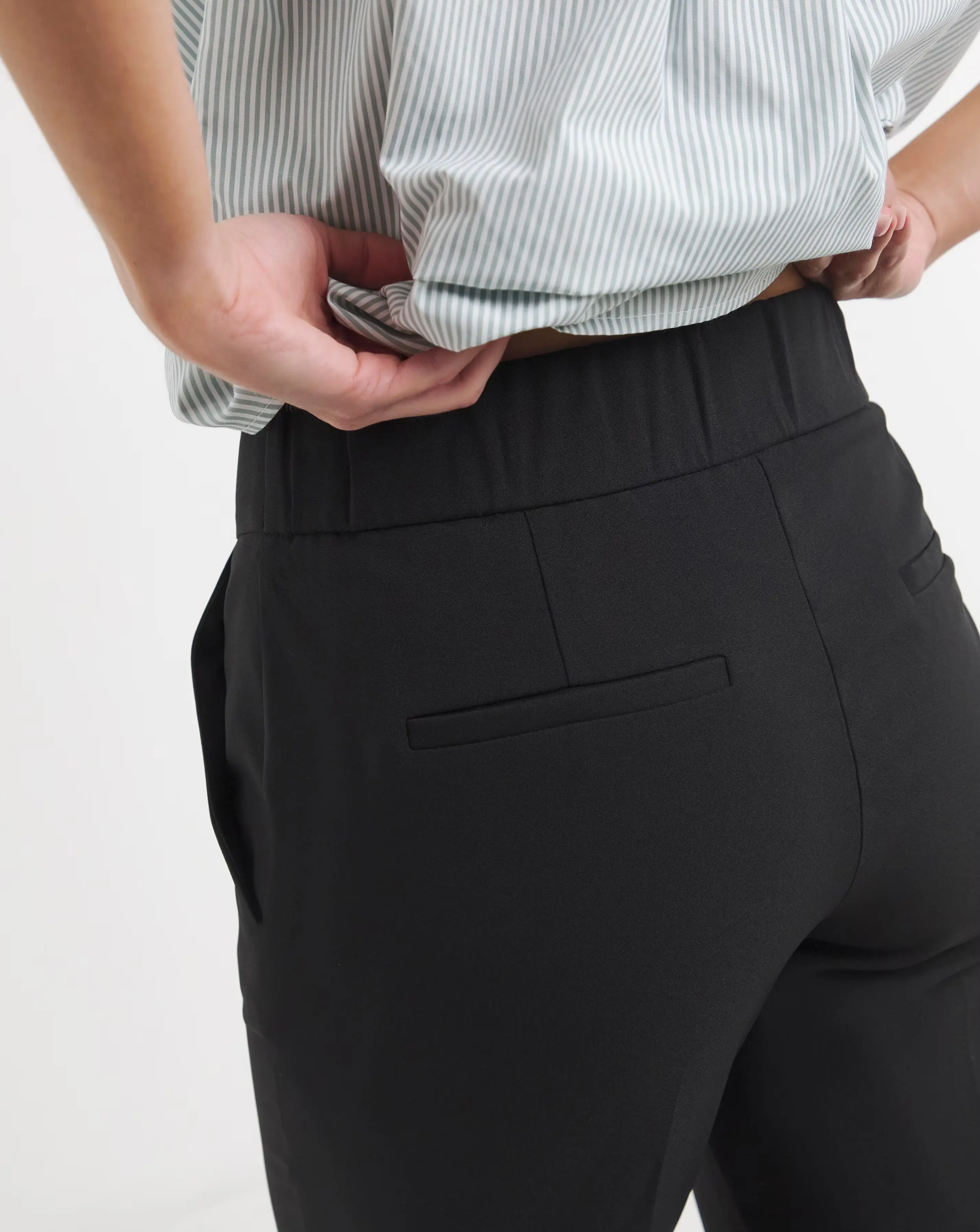 118015-straight-leg-workwear-trouser-regular-1.jpg