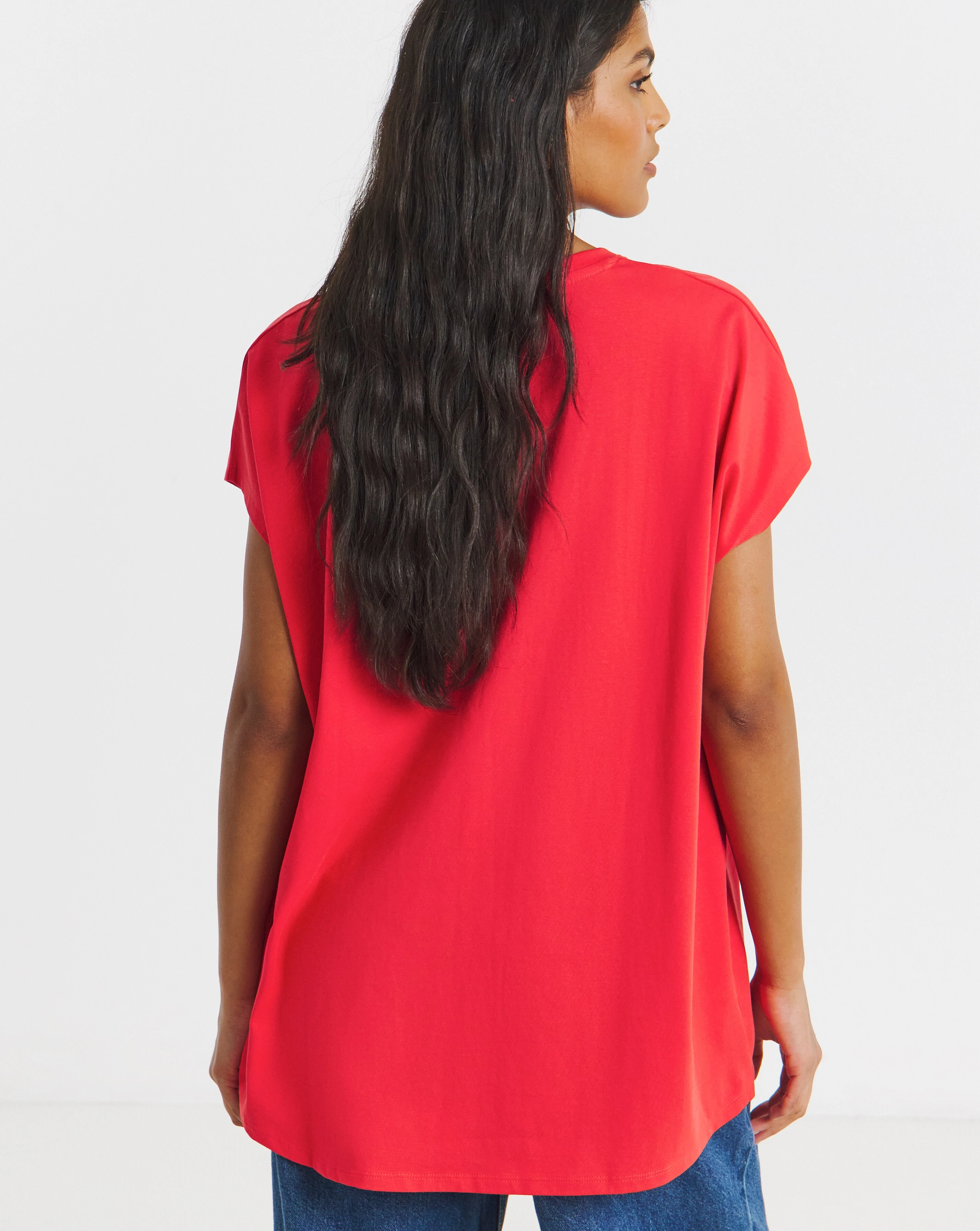 118369-simply-be-red-slouchy-dip-back-t-shirt-1.webp