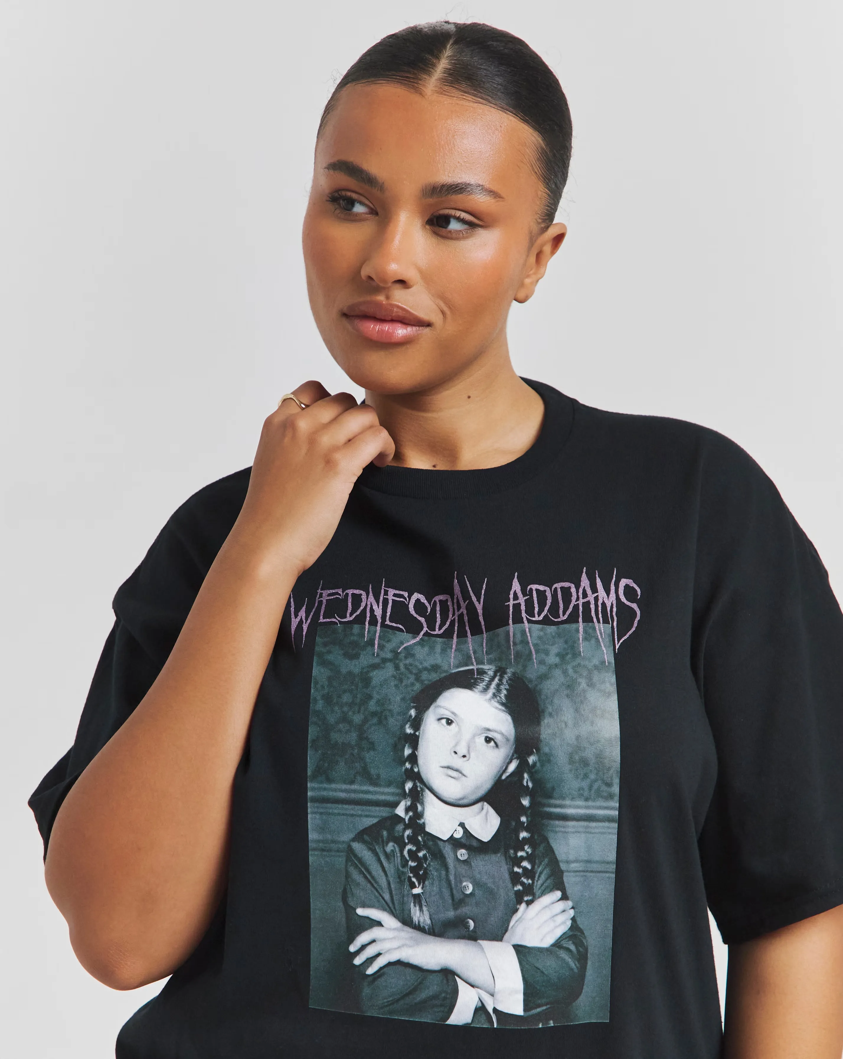 118700-black-wednesday-addams-license-t-shirt-1.jpg