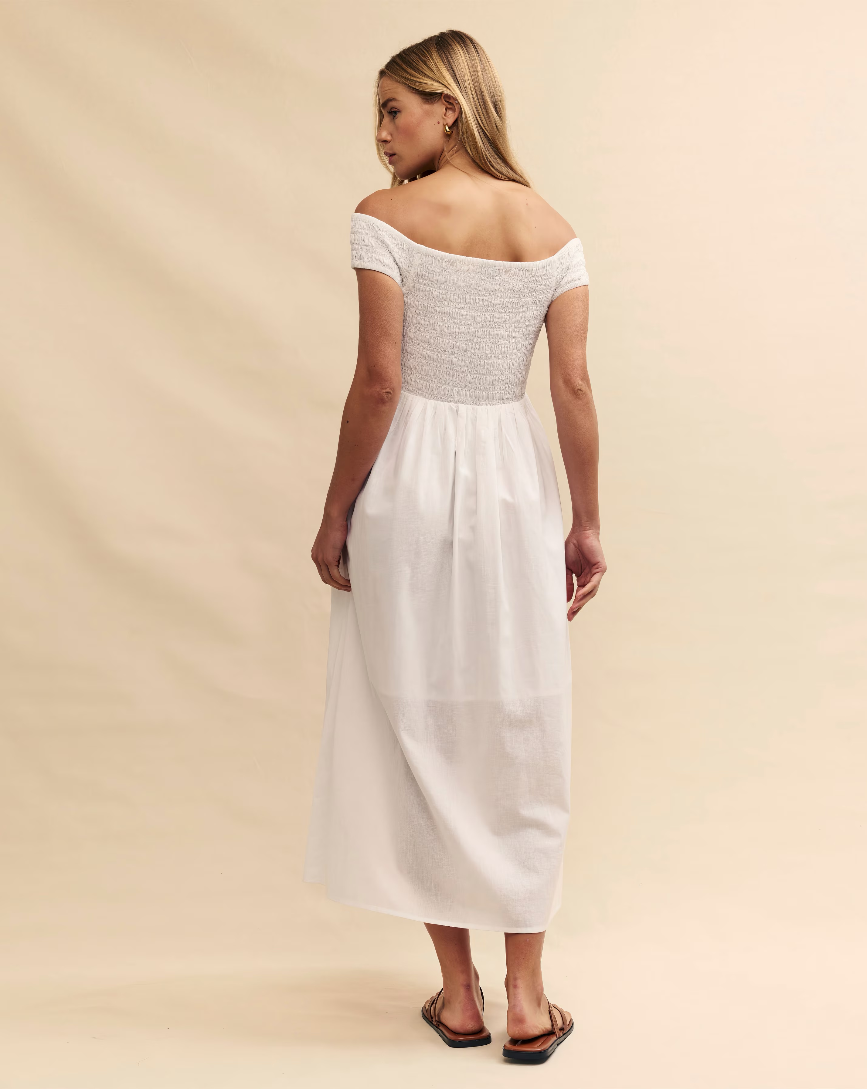 118866-nobody-x27-s-child-amanda-midaxi-dress-plain-1.jpg