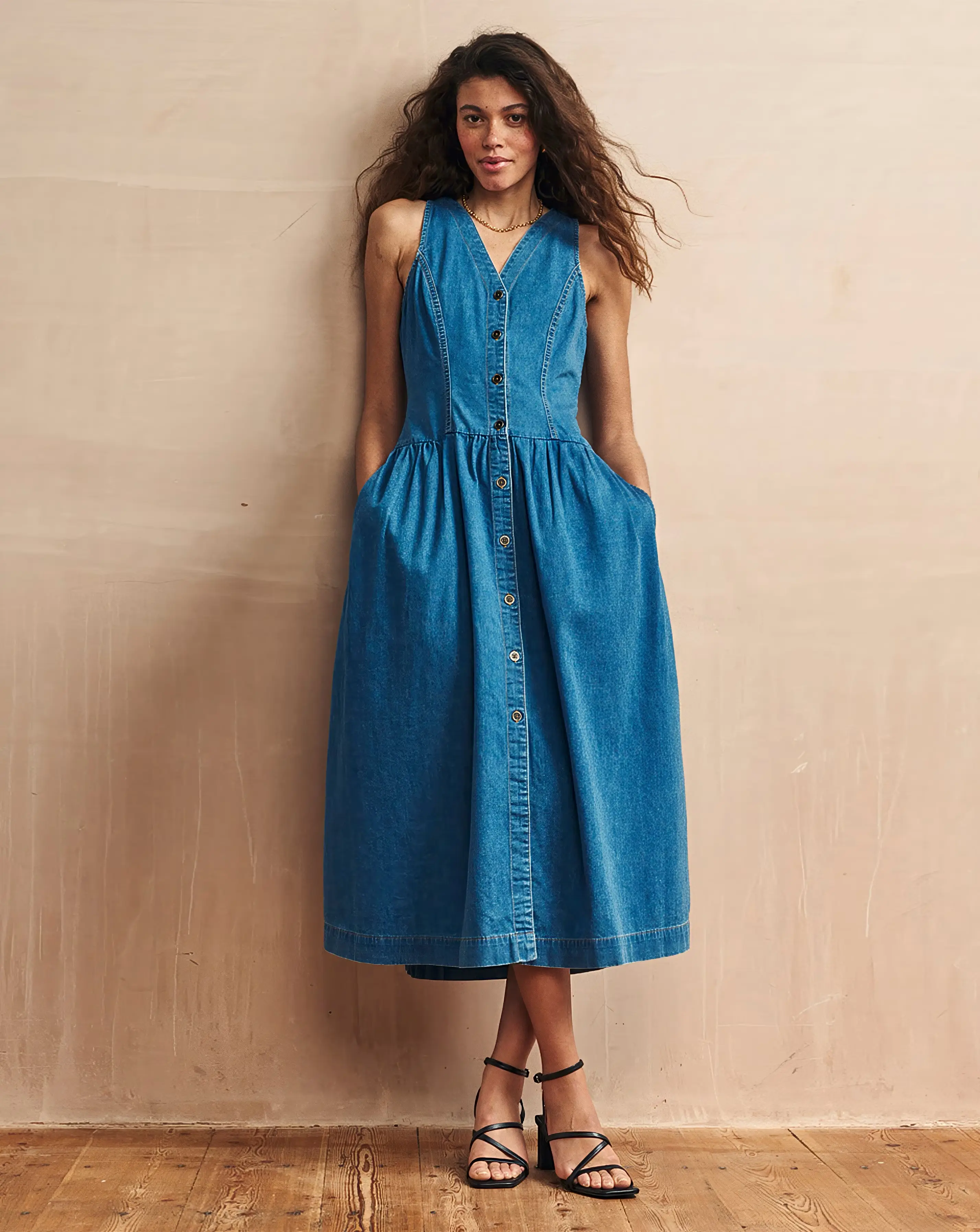 Nobody's Child Westbourne Midi Dress 1 118911-nobody-x27-s-child-westbourne-midi-dress-1.webp