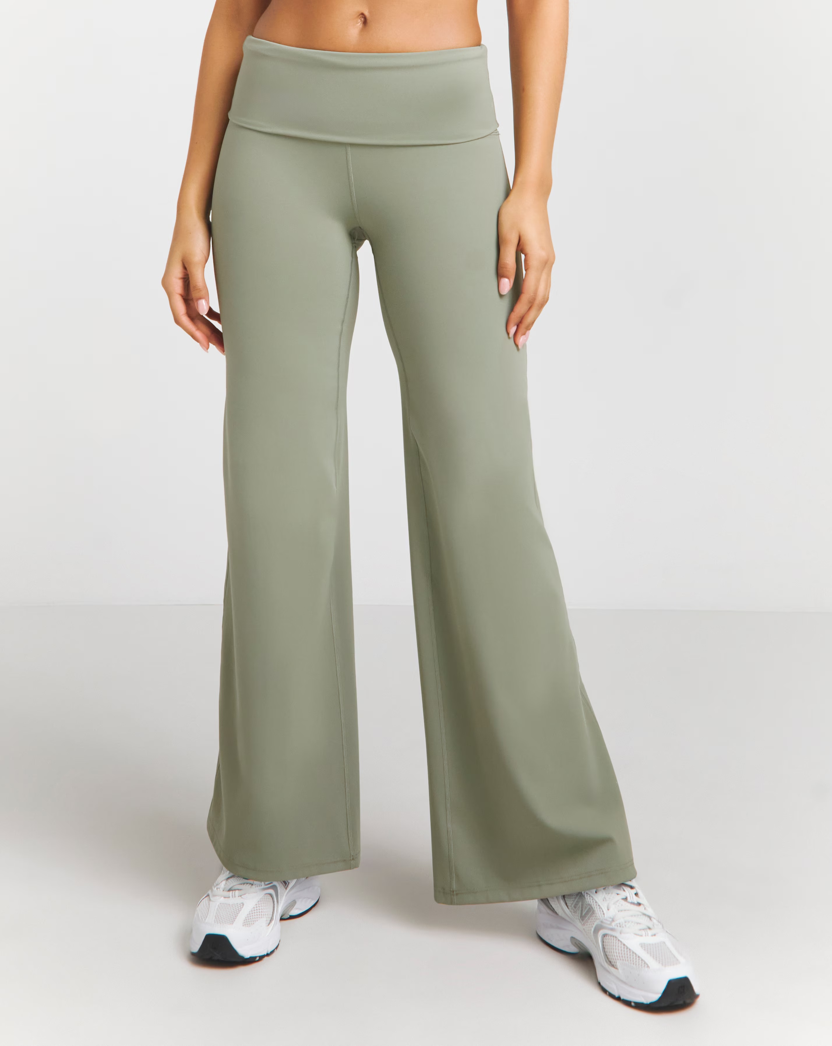 119083-tala-dayflex-multiway-fold-waist-yoga-pant-30-x27-x27–1.jpg
