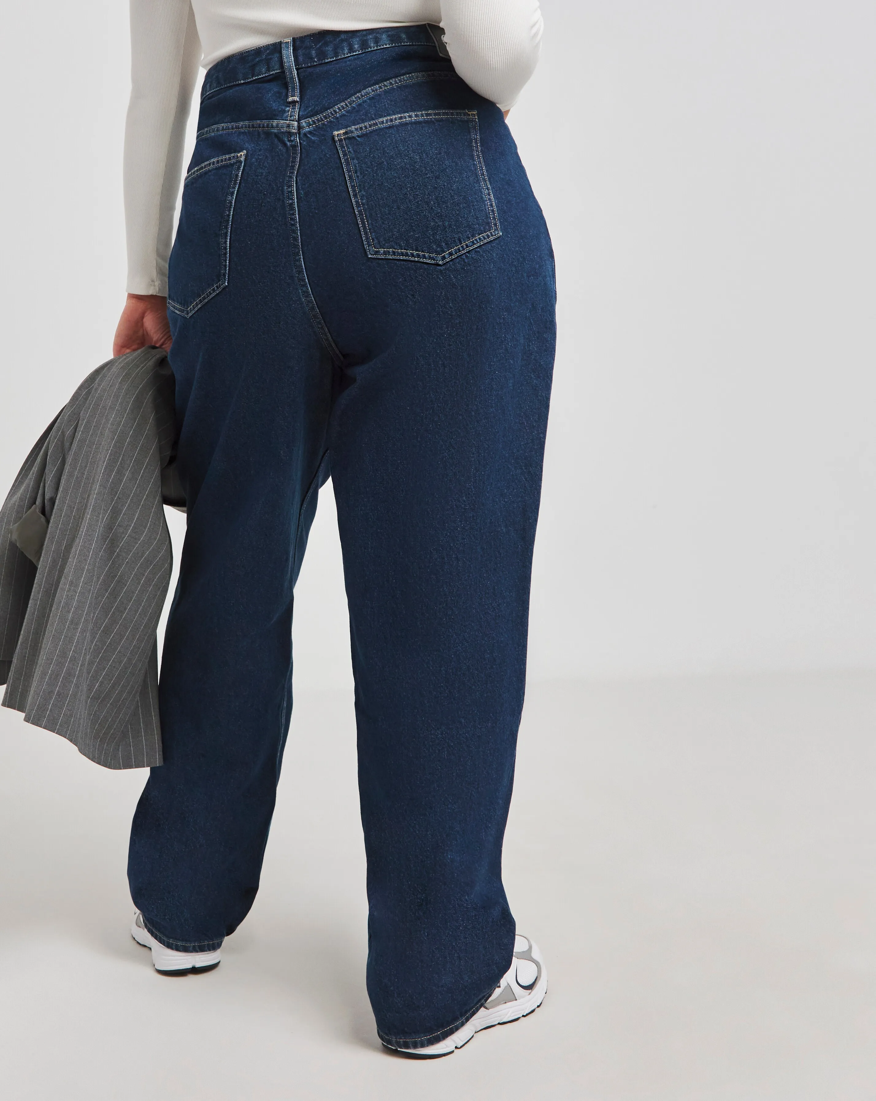 119416-calvin-klein-jeans-90-x27-s-straight-leg-jean-1.jpg