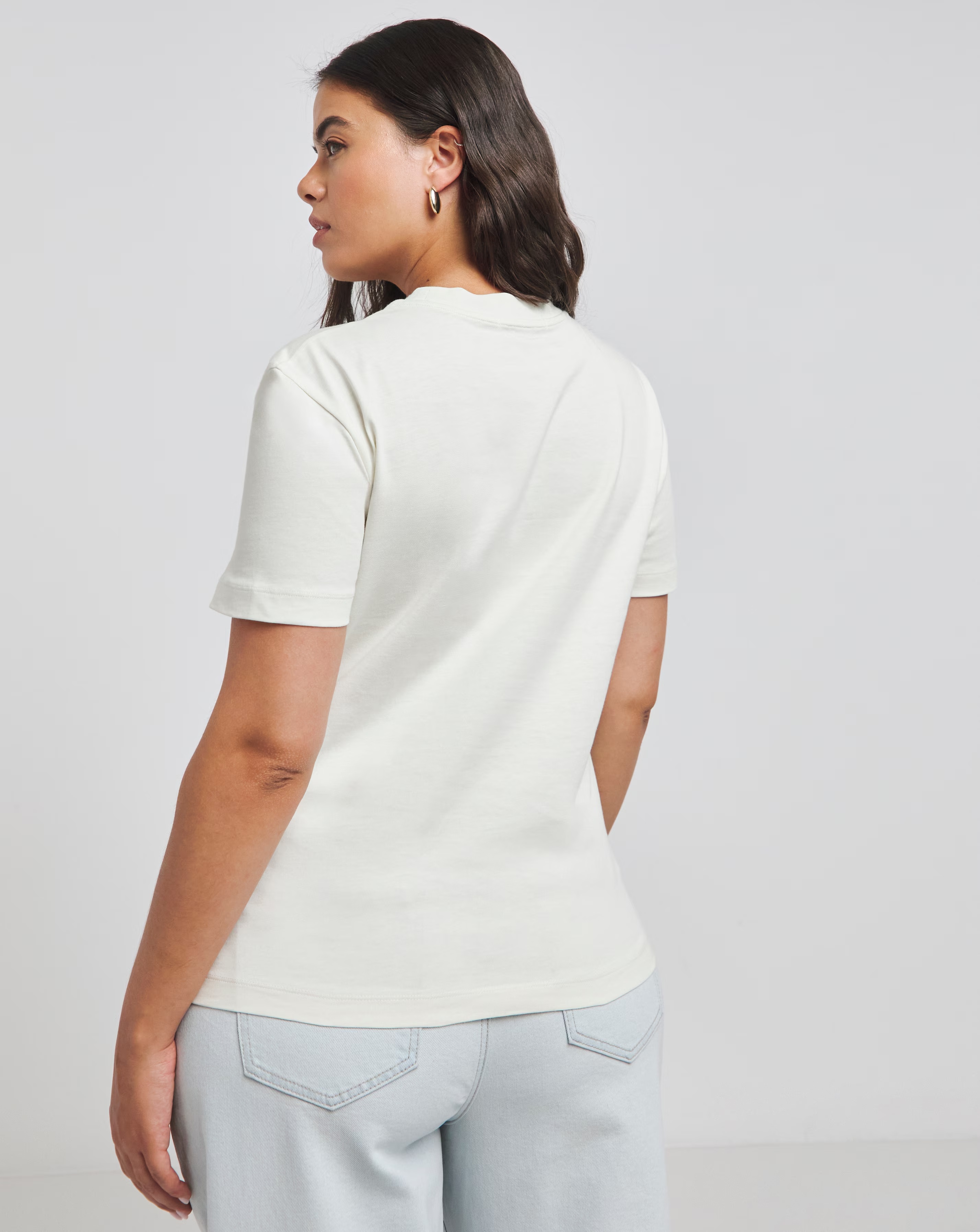 119425-calvin-klein-jeans-plus-diffused-ck-regular-tee-1.webp