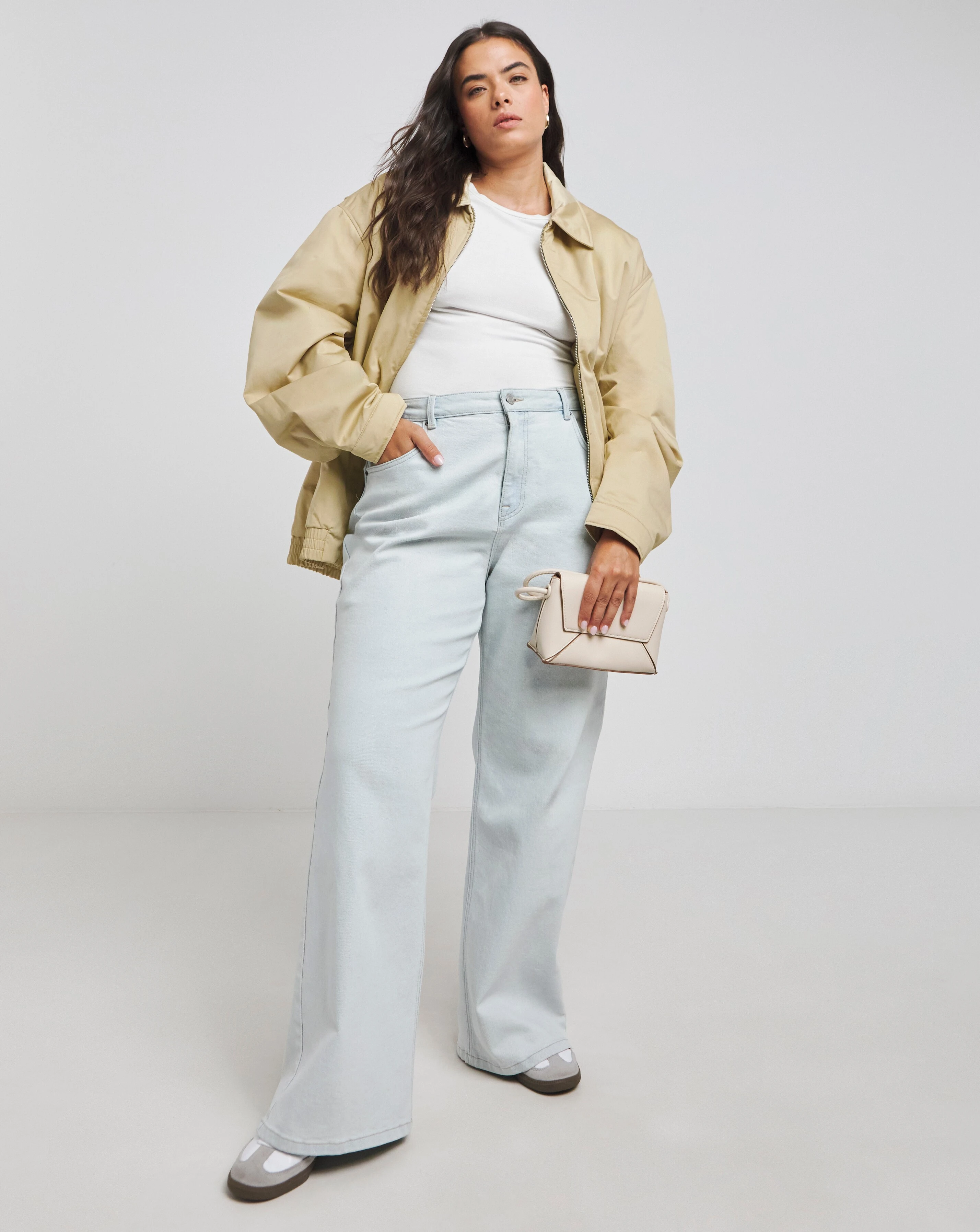 119435-calvin-klein-jeans-cotton-bomber-1.webp