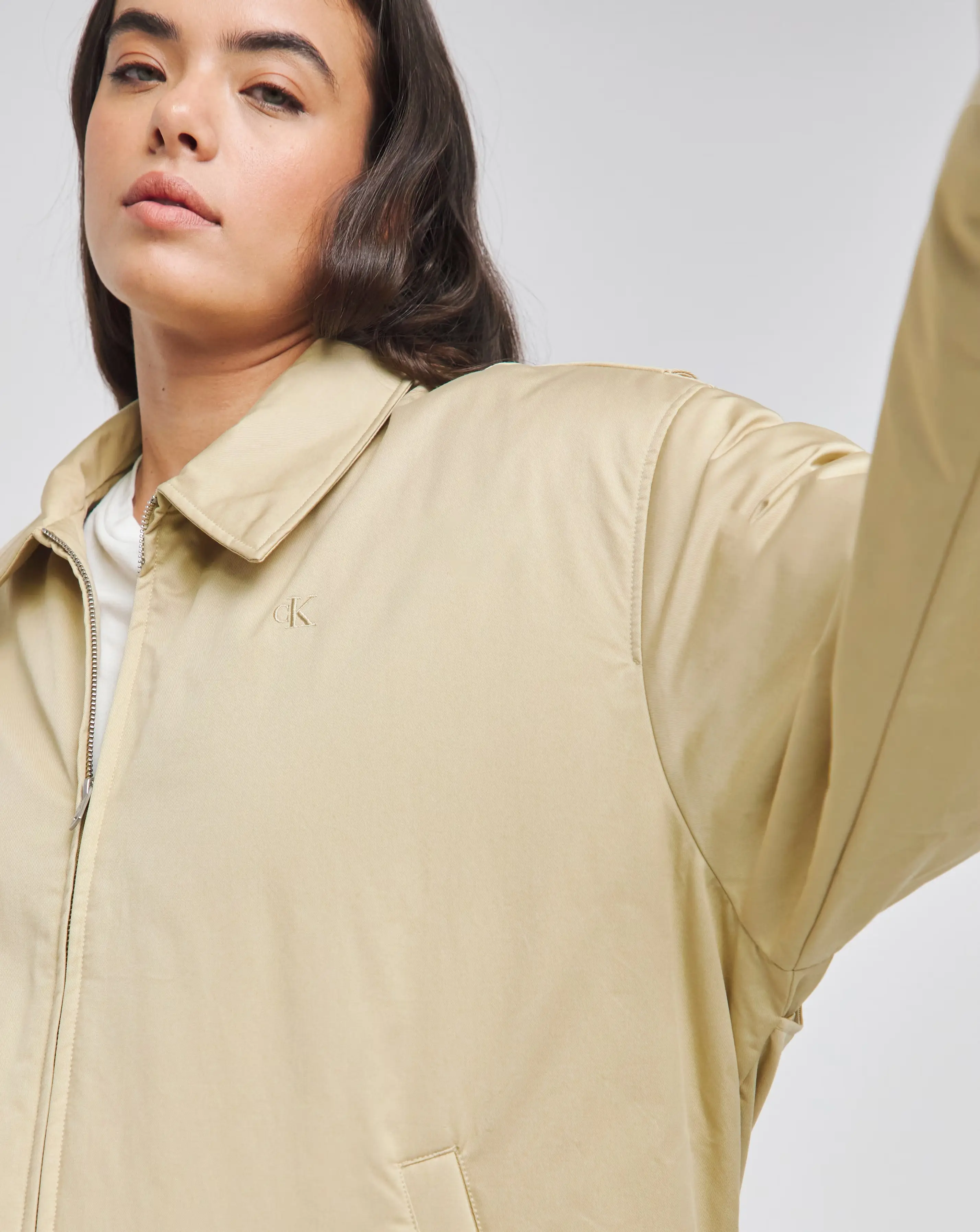 119435-calvin-klein-jeans-cotton-bomber-1.webp