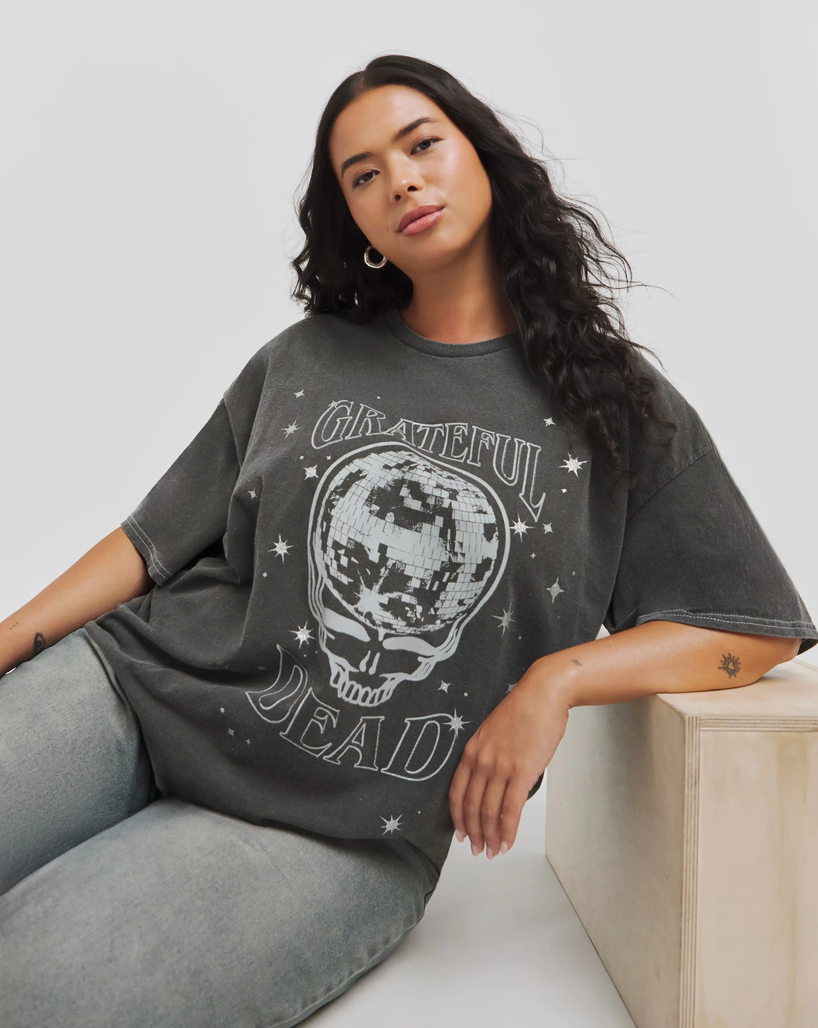 Grey Acid Wash Grateful Dead License T-Shirt with Glitter 1 120555-grey-acid-wash-grateful-dead-license-t-shirt-with-glitter-1.webp