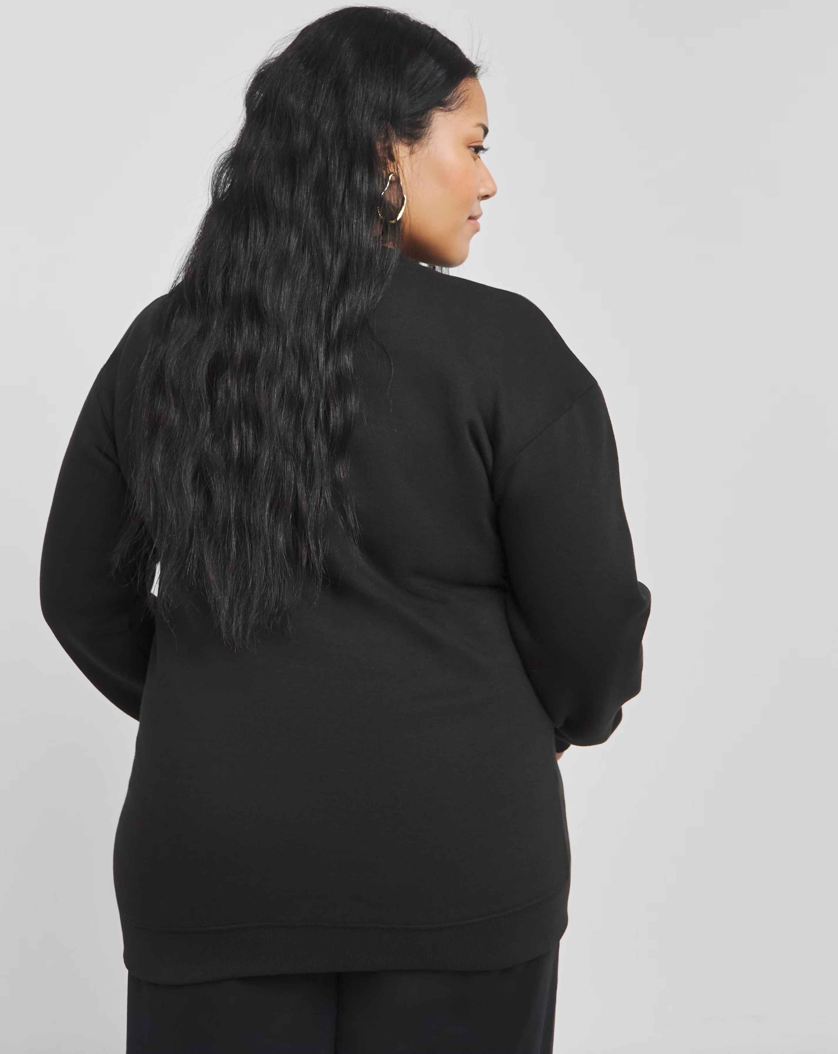 120655-black-cocktail-society-pearl-sweatshirt-1.webp