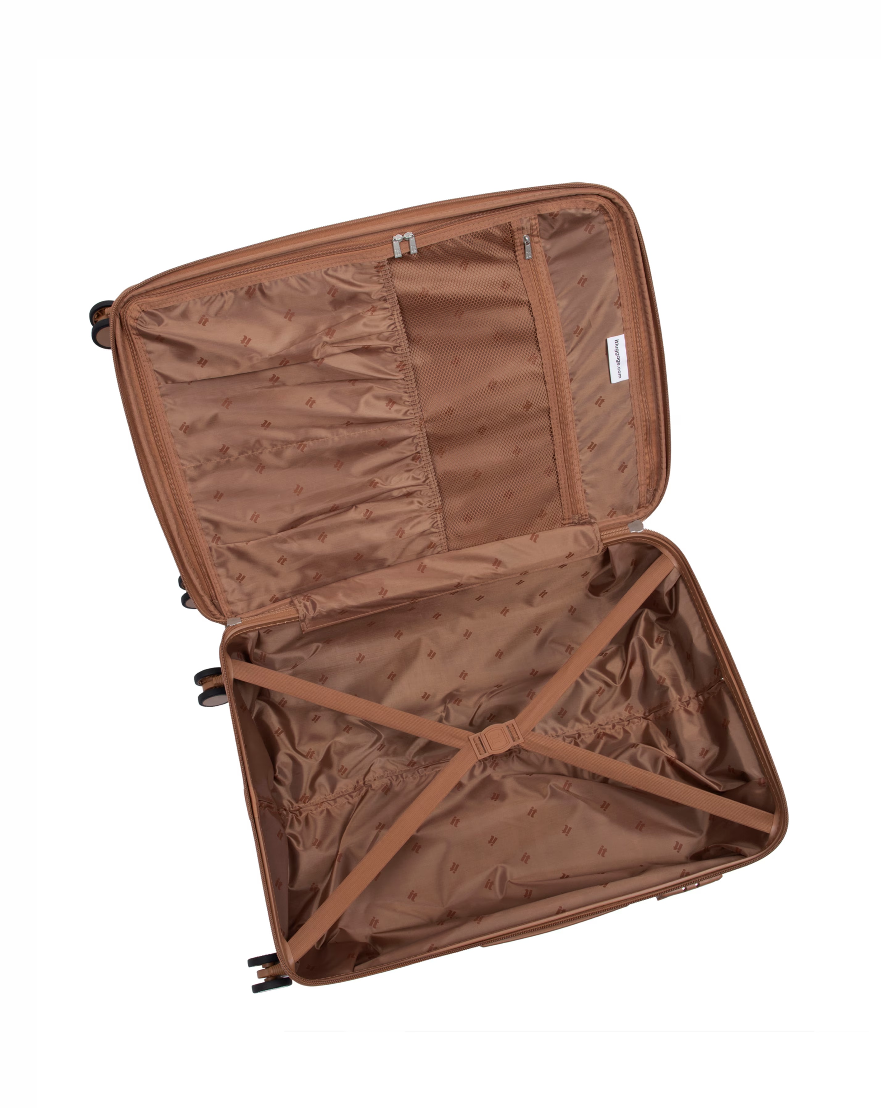 121387-it-luggage-clarify-medium-suitcase-1.jpg